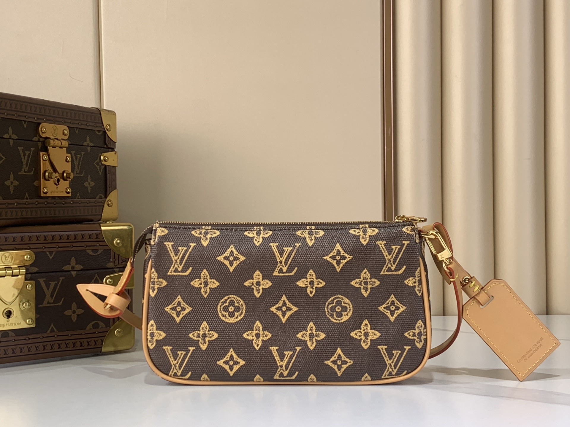 LV Style Brown Canvas Clutch Bags Clutch detail image 3 from source 770224