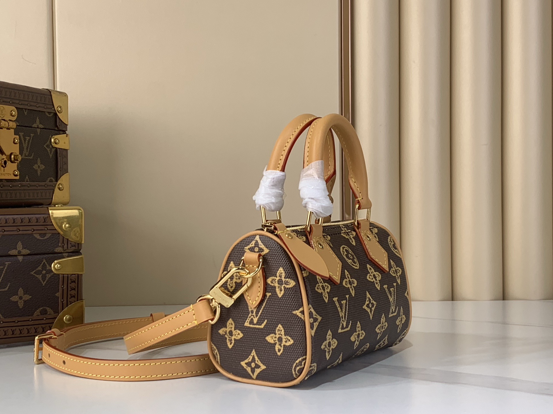 LV Style Brown Canvas Top Handle Bag Bags Top Handle Bag detail image 2 from source 770222