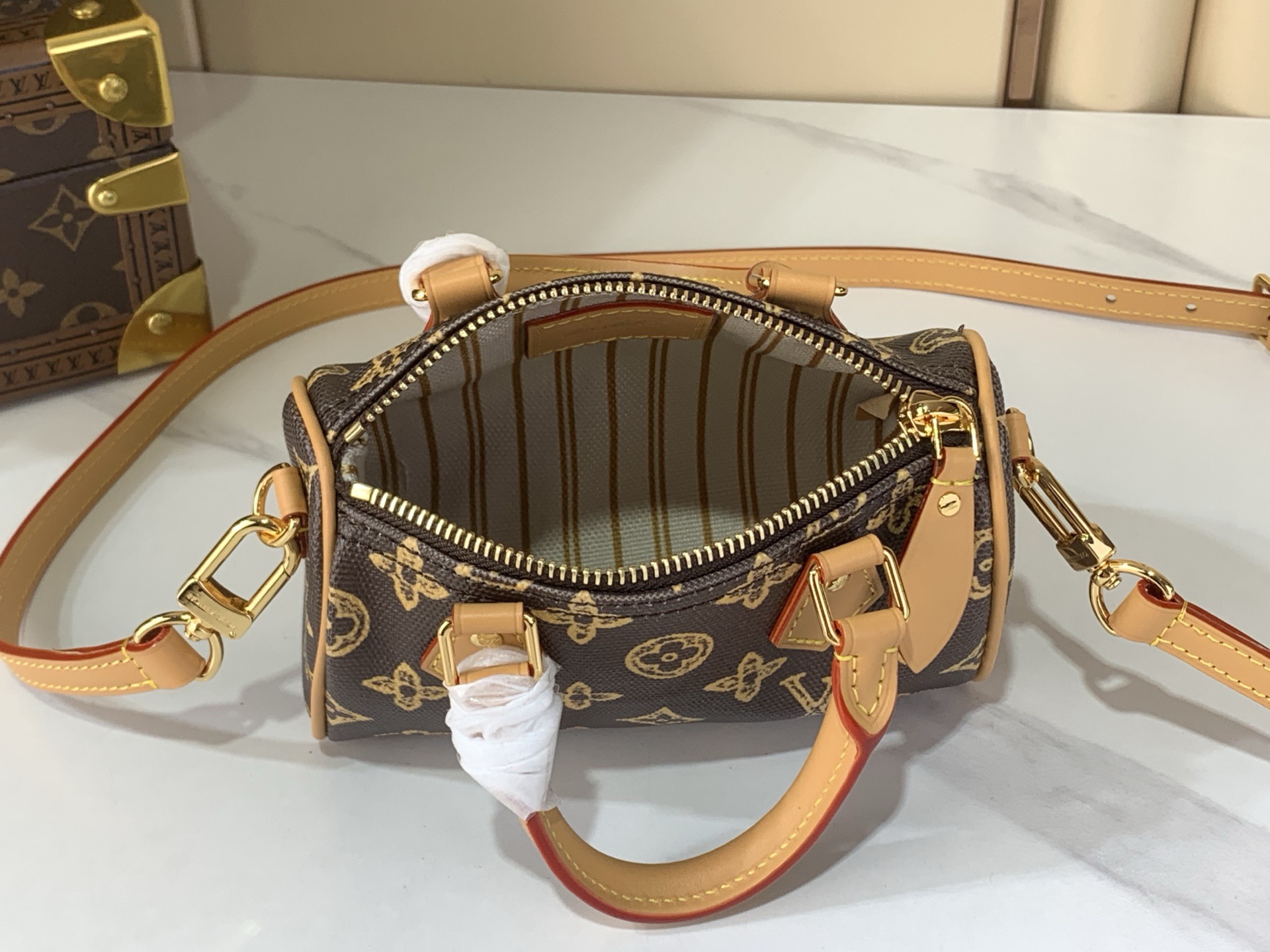 LV Style Brown Canvas Top Handle Bag Bags Top Handle Bag detail image 9 from source 770222