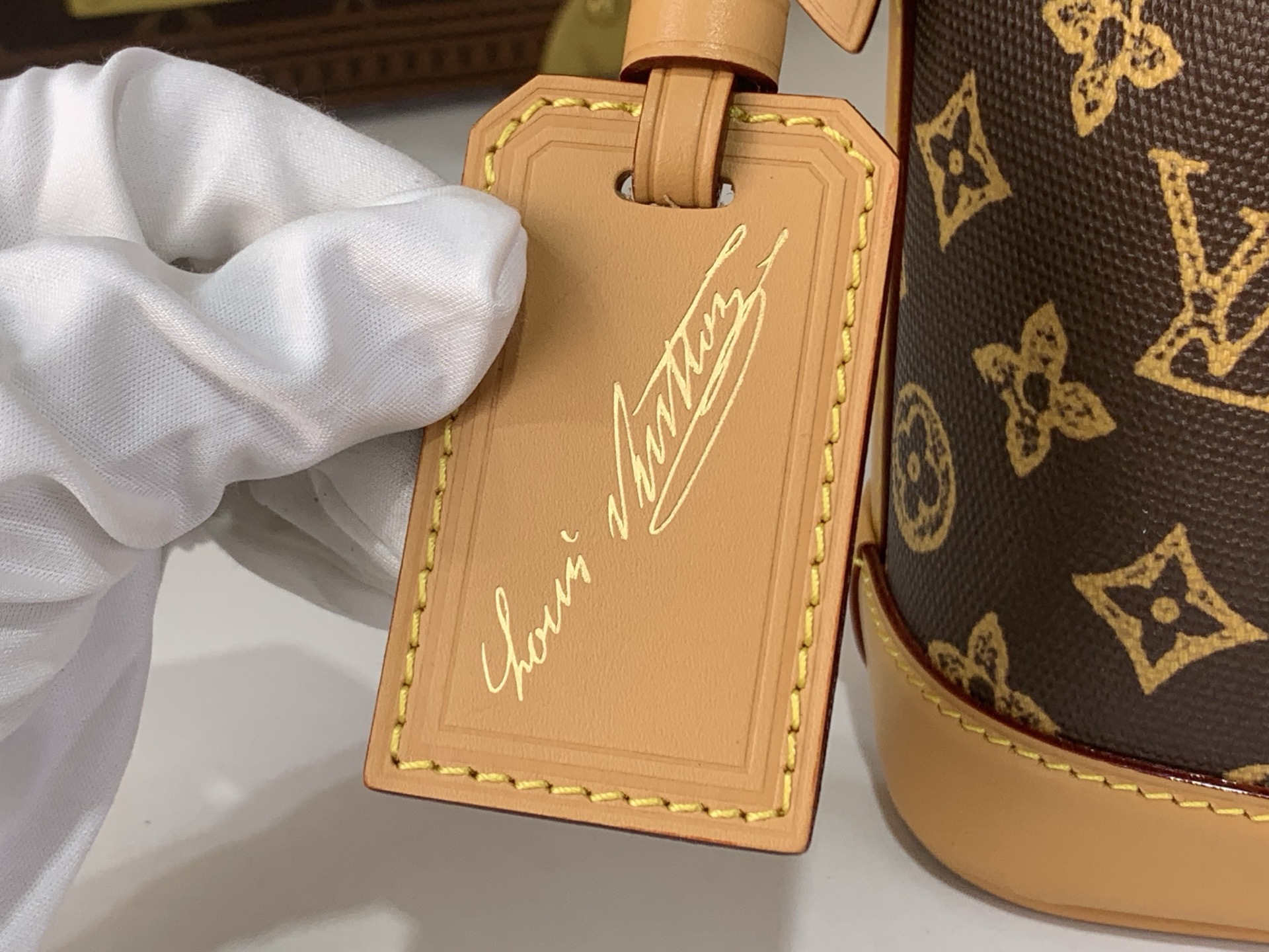 LV Style Brown Leather Top Handle Bag style reference detail image 5 from source 770223