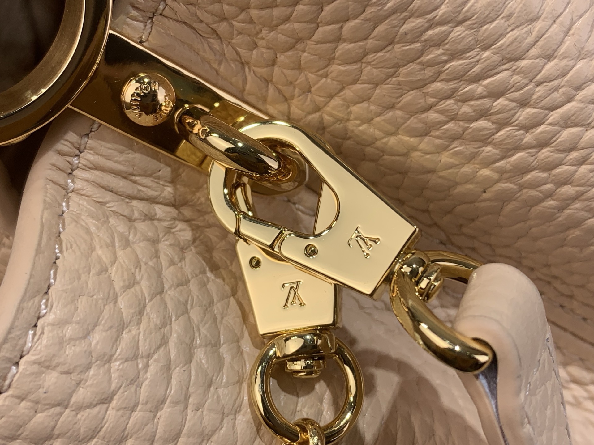 LV Style Black Leather Top Handle Bag style reference detail image 6 from source 770230
