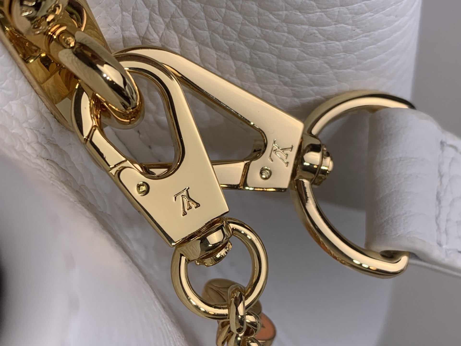 LV Style White Leather Top Handle Bag style reference detail image 6 from source 770233