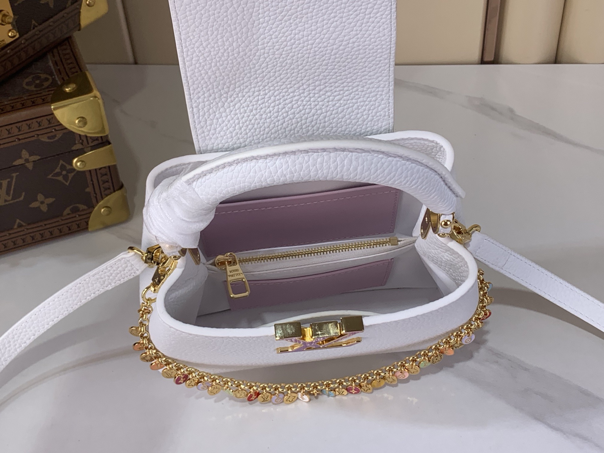 LV Style White Leather Top Handle Bag style reference detail image 7 from source 770234