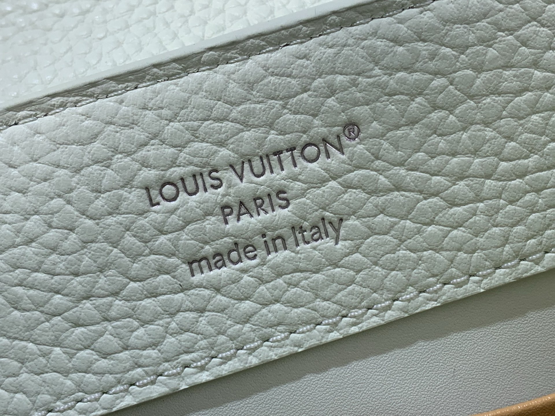LV Style Beige Leather Top Handle Bag style reference detail image 7 from source 770235
