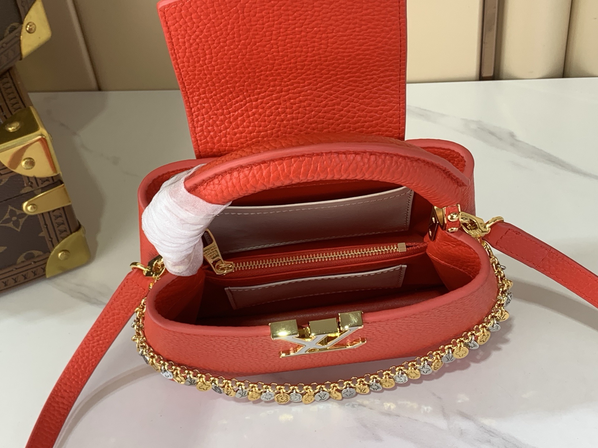 LV Style Red Leather Top Handle Bag style reference detail image 8 from source 770232