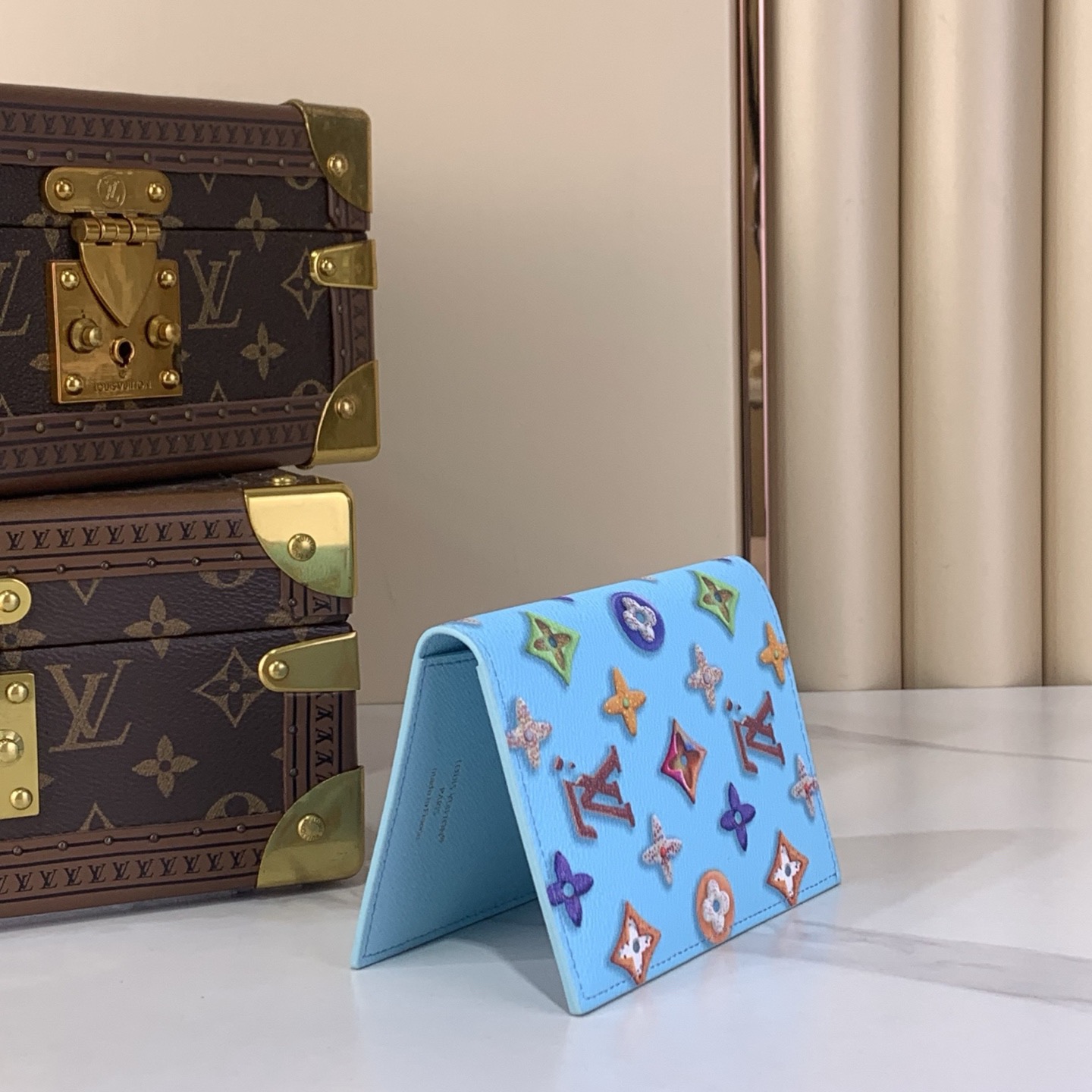 LV Style Beige Leather Wallet Bags detail image 9 from source 770237