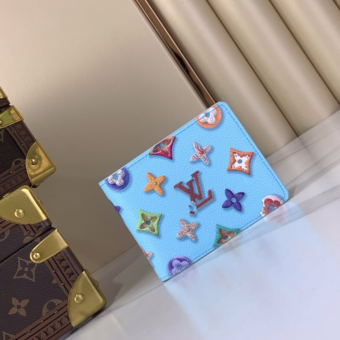 LV Style Beige Leather Wallet Bags detail image 1 from source 770238
