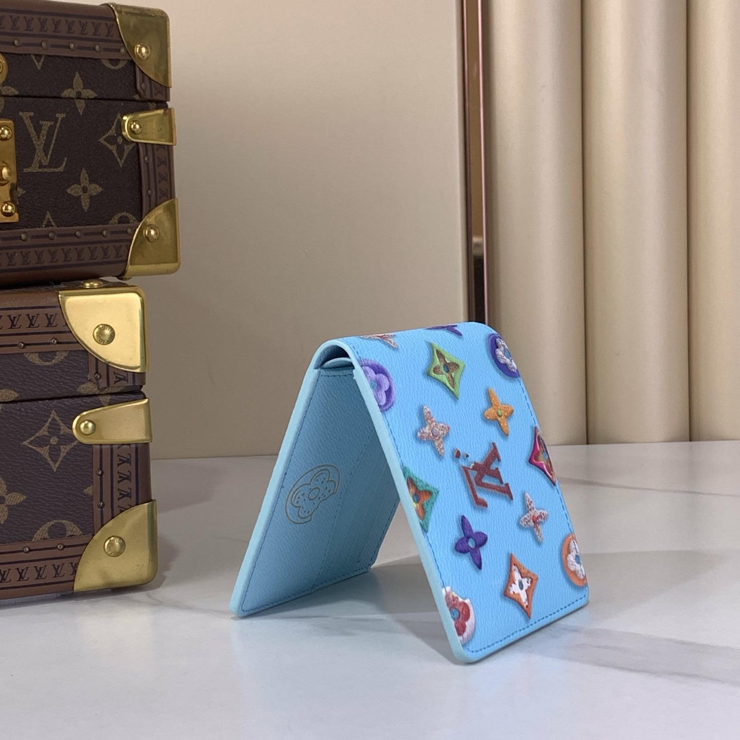 LV Style Beige Leather Wallet Bags detail image 2 from source 770238