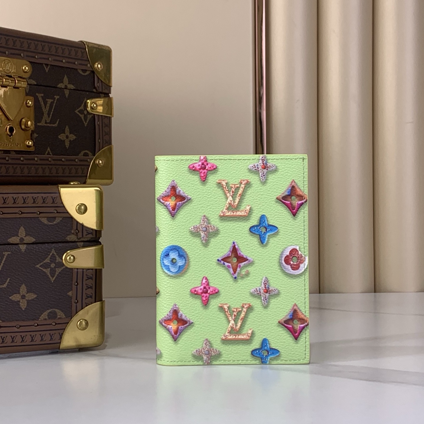 LV Style Beige Leather Wallet Bags detail image 1 from source 770241