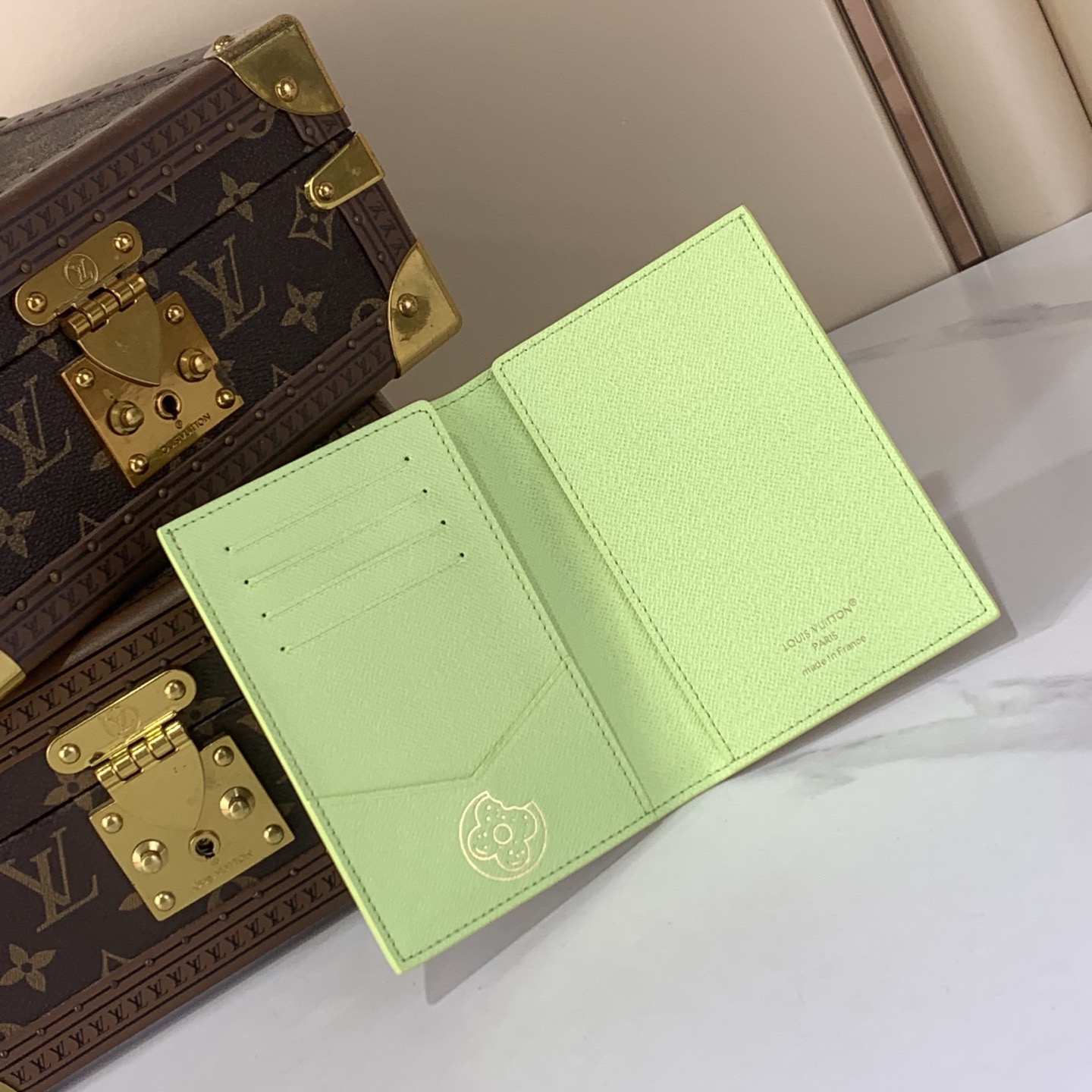 LV Style Beige Leather Wallet Bags detail image 7 from source 770241