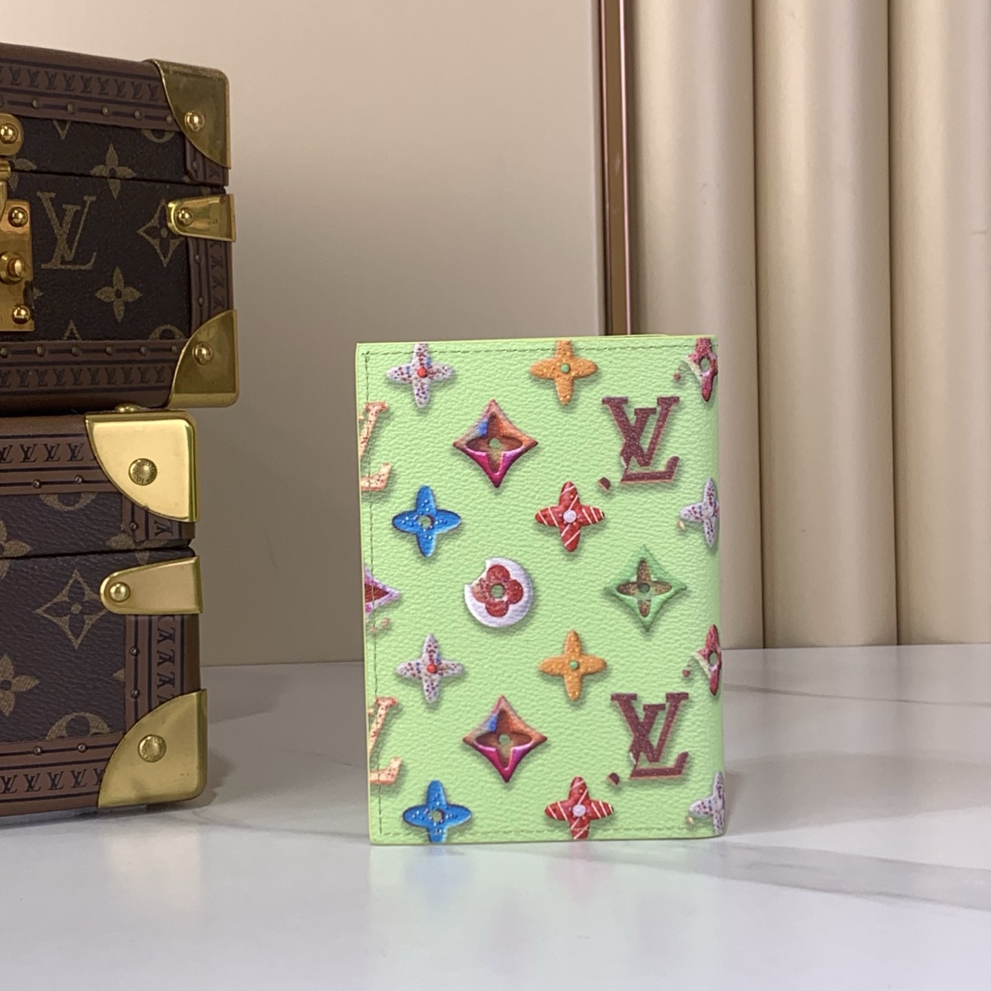 LV Style Beige Leather Wallet Bags detail image 3 from source 770241