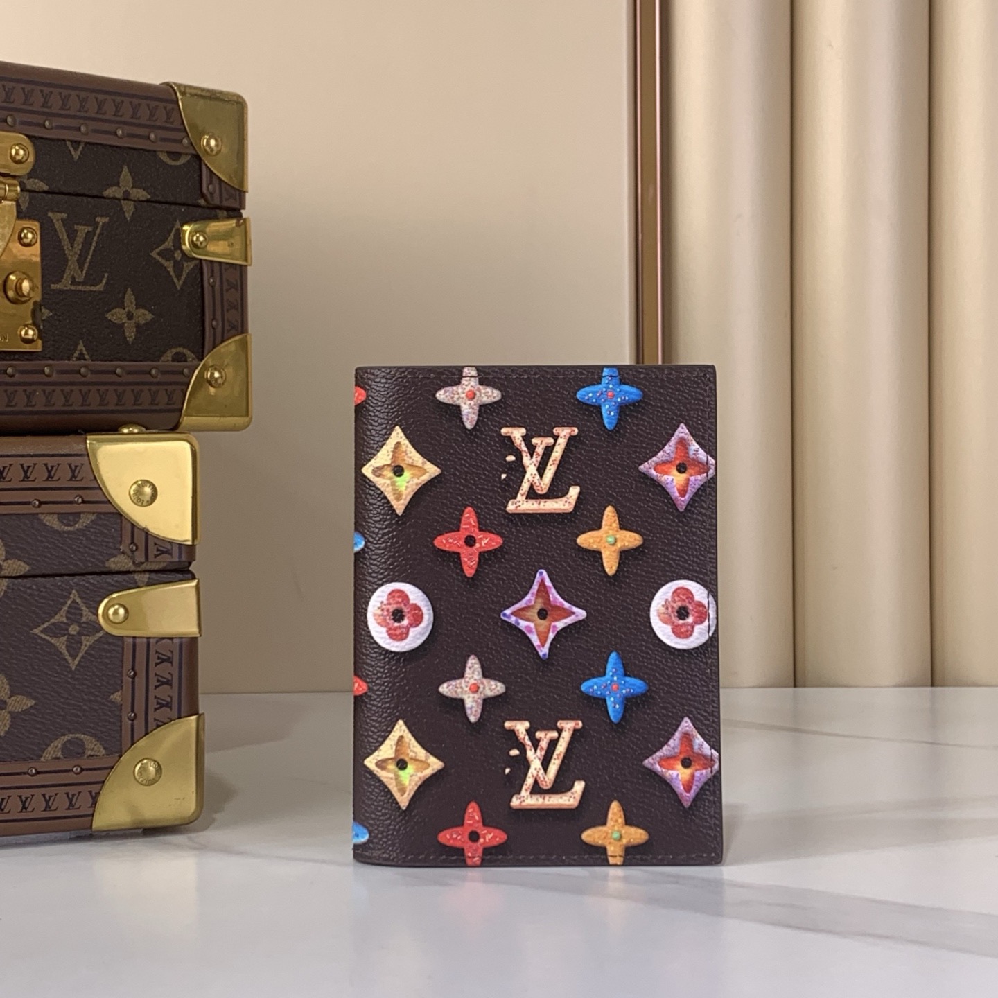 LV Style Beige Leather Wallet Bags detail image 1 from source 770245