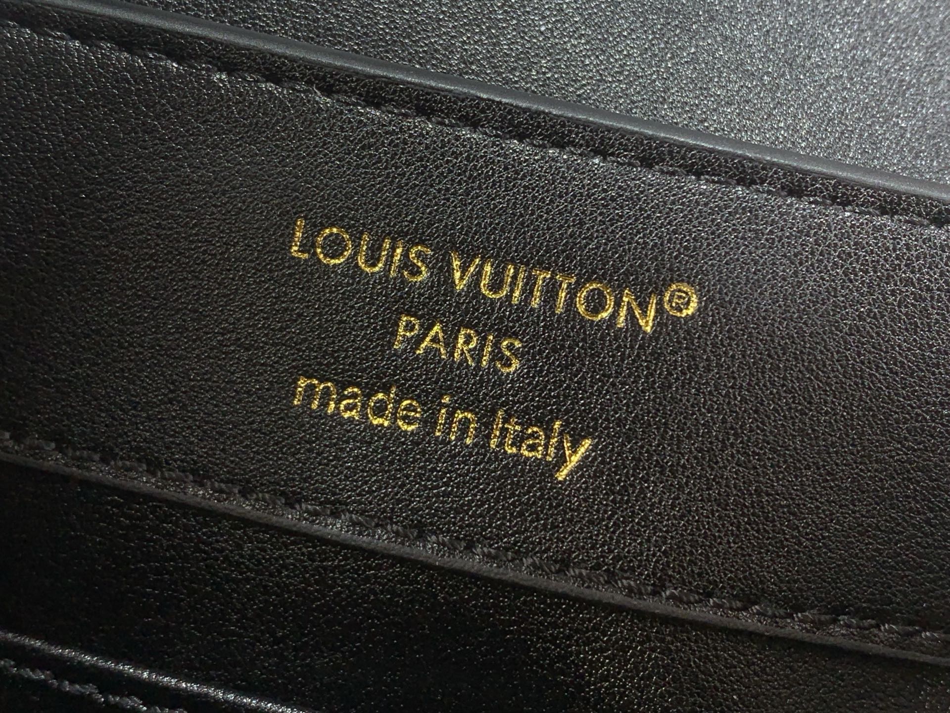 LV Style Black Leather Top Handle Bag style reference detail image 7 from source 770259