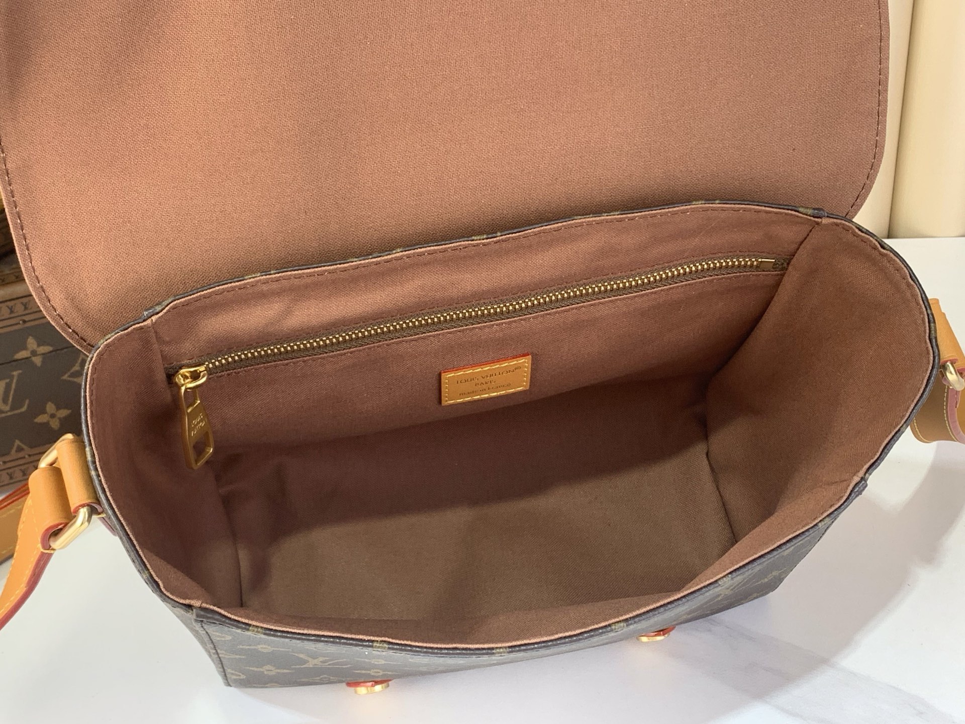 LV Style Beige Canvas Backpack Bags detail image 9 from source 770267