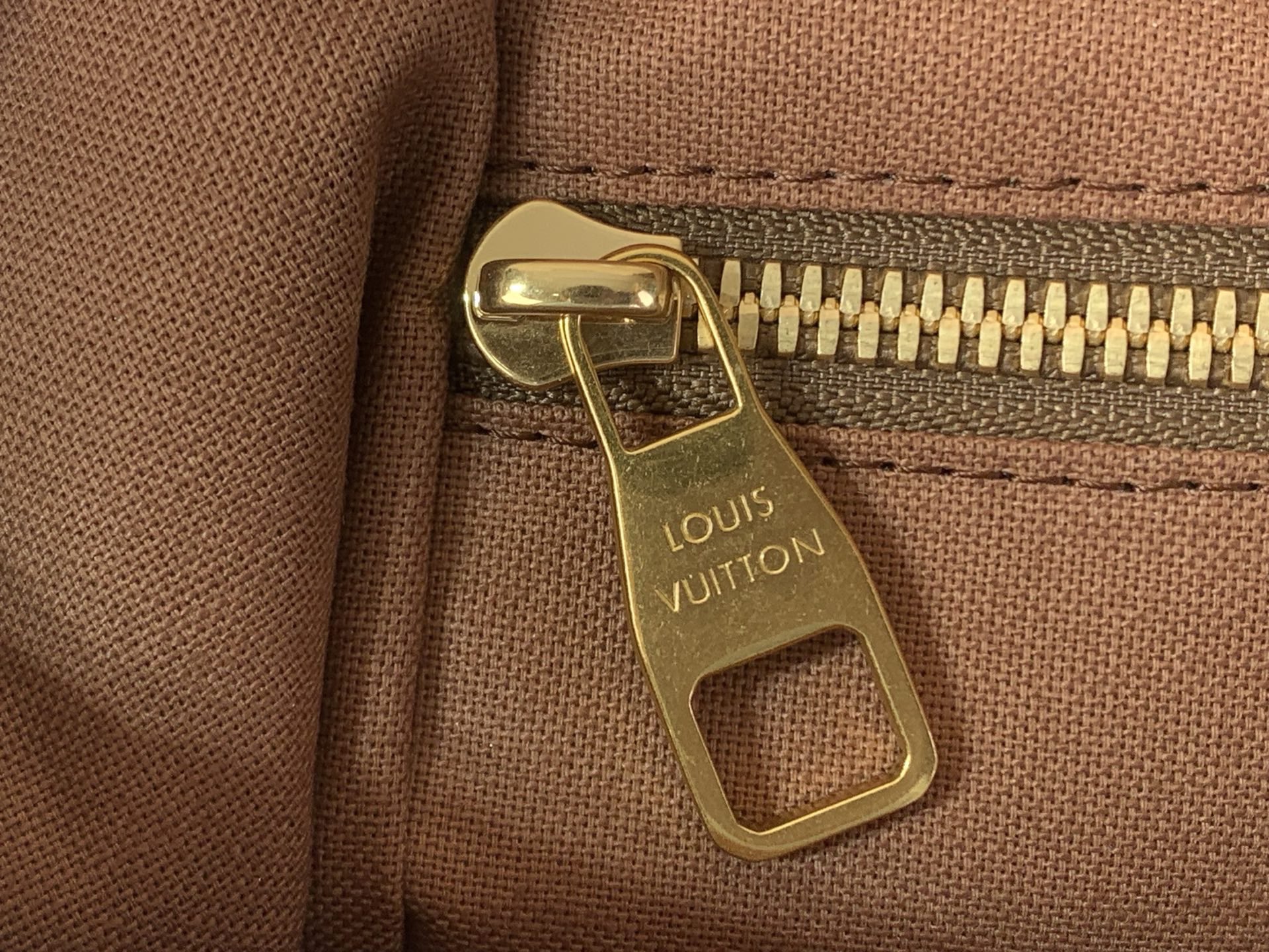 LV Style Beige Canvas Backpack Bags detail image 7 from source 770267