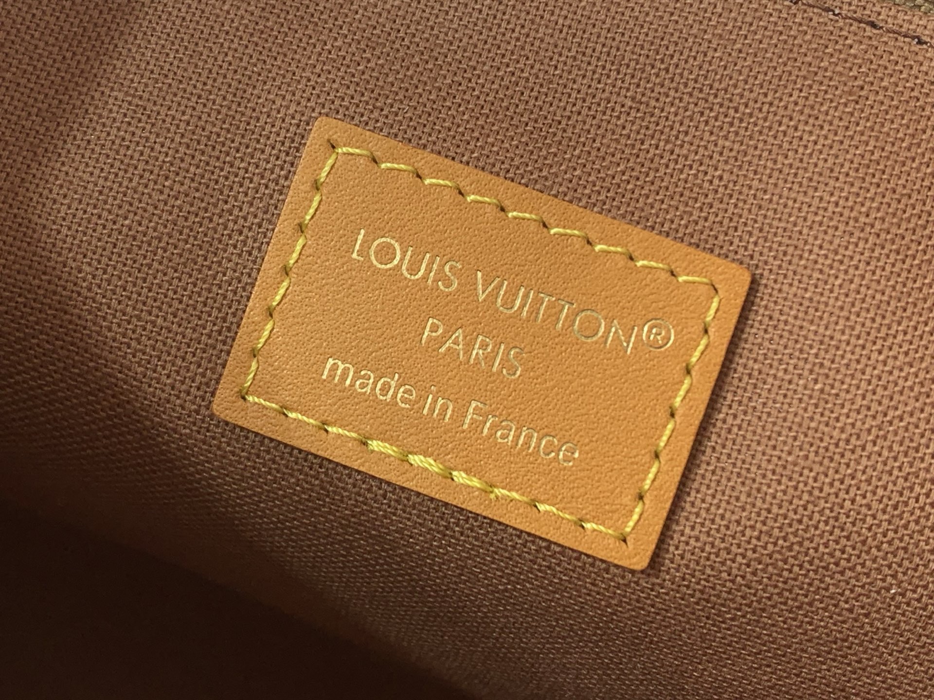 LV Style Beige Canvas Backpack Bags detail image 8 from source 770267