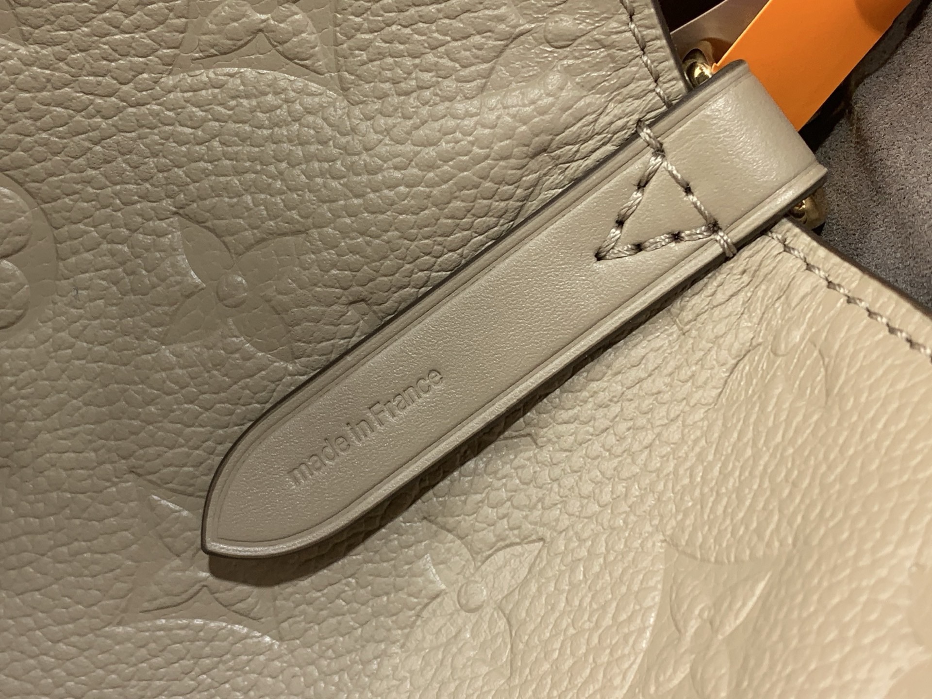 LV Style Grey Leather Tote Bag style reference detail image 8 from source 770270
