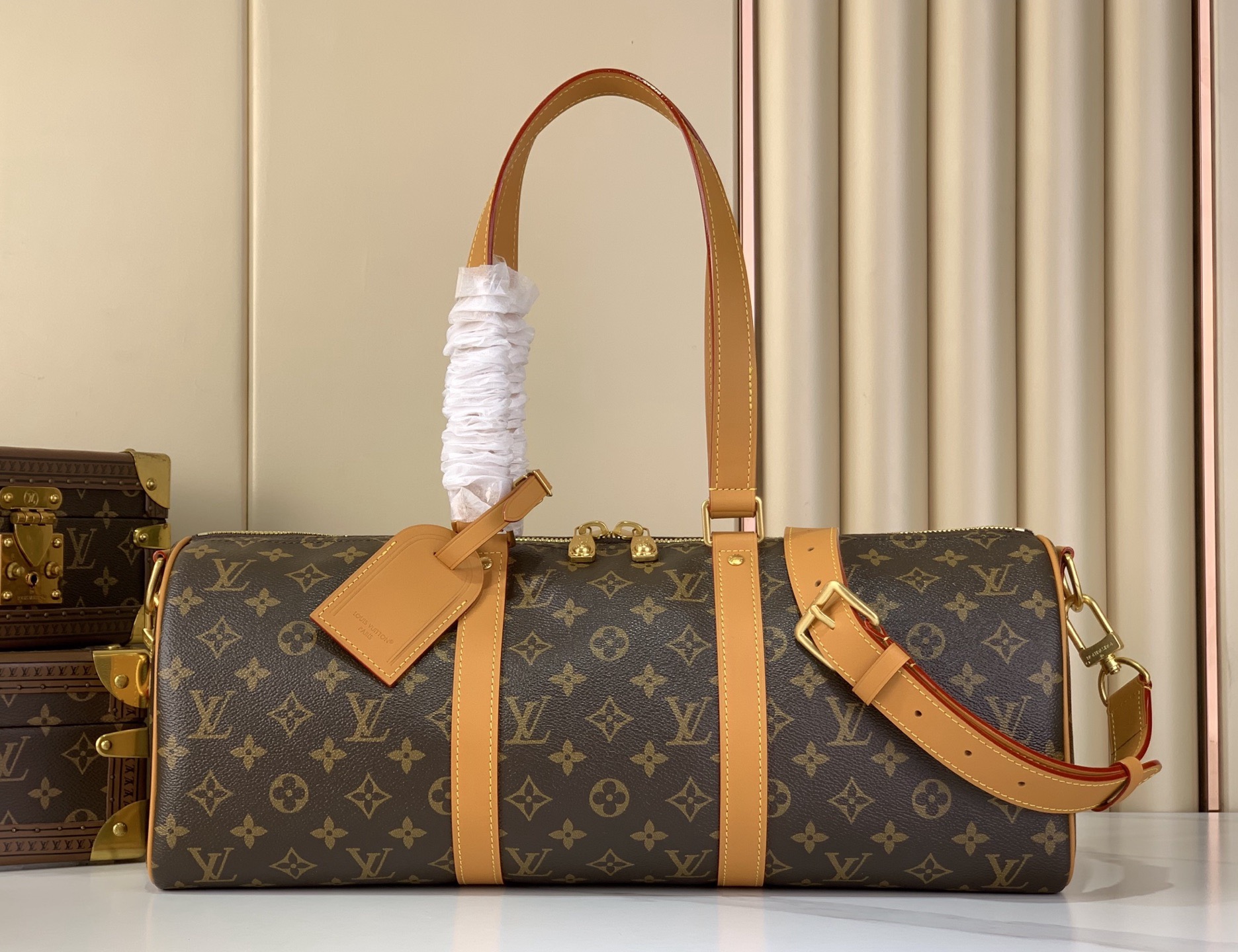 LV Style Beige Leather Travel Bag style reference detail image 1 from source 770268