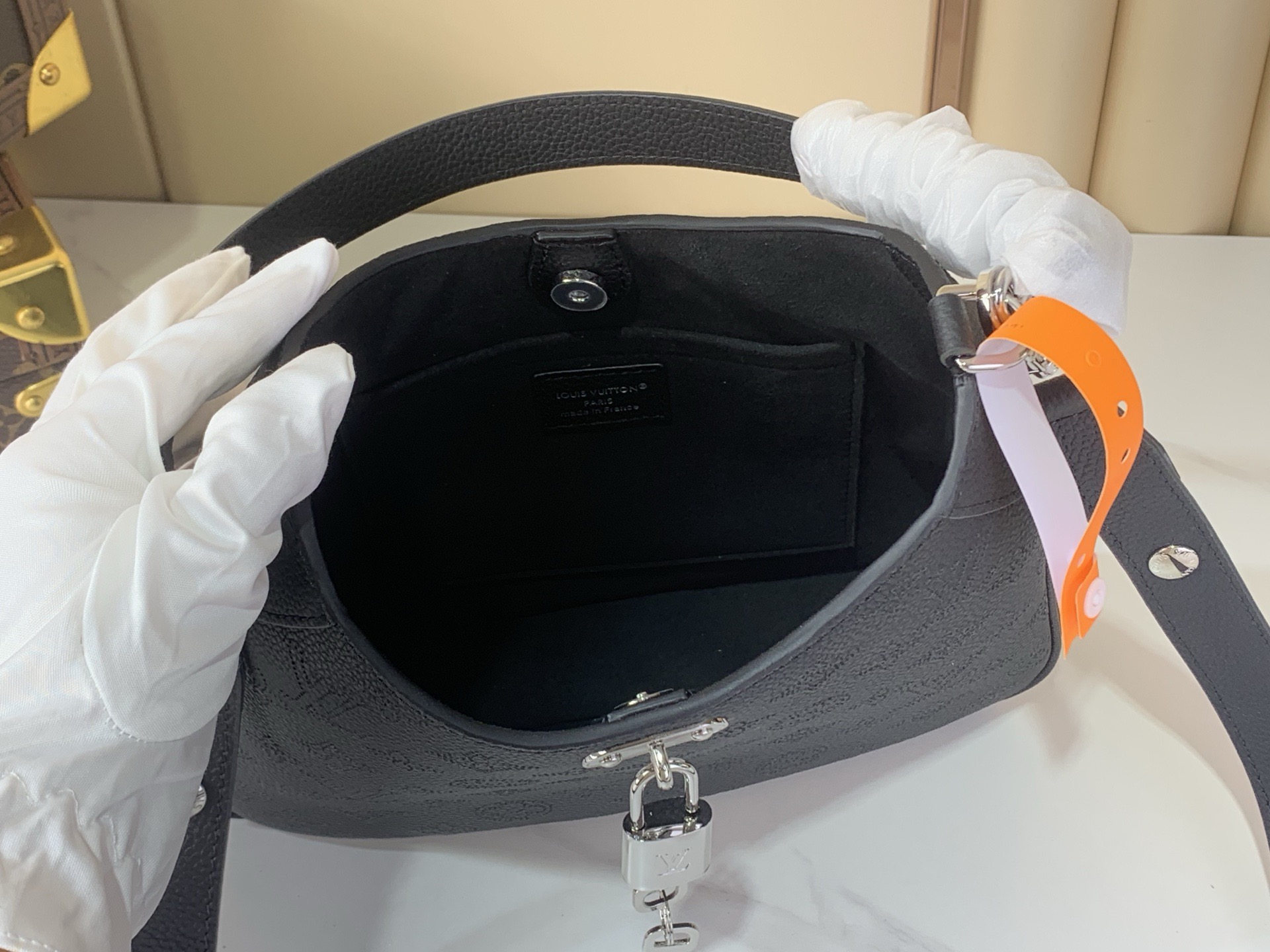 LV Style Black Leather Top Handle Bag style reference detail image 9 from source 770274