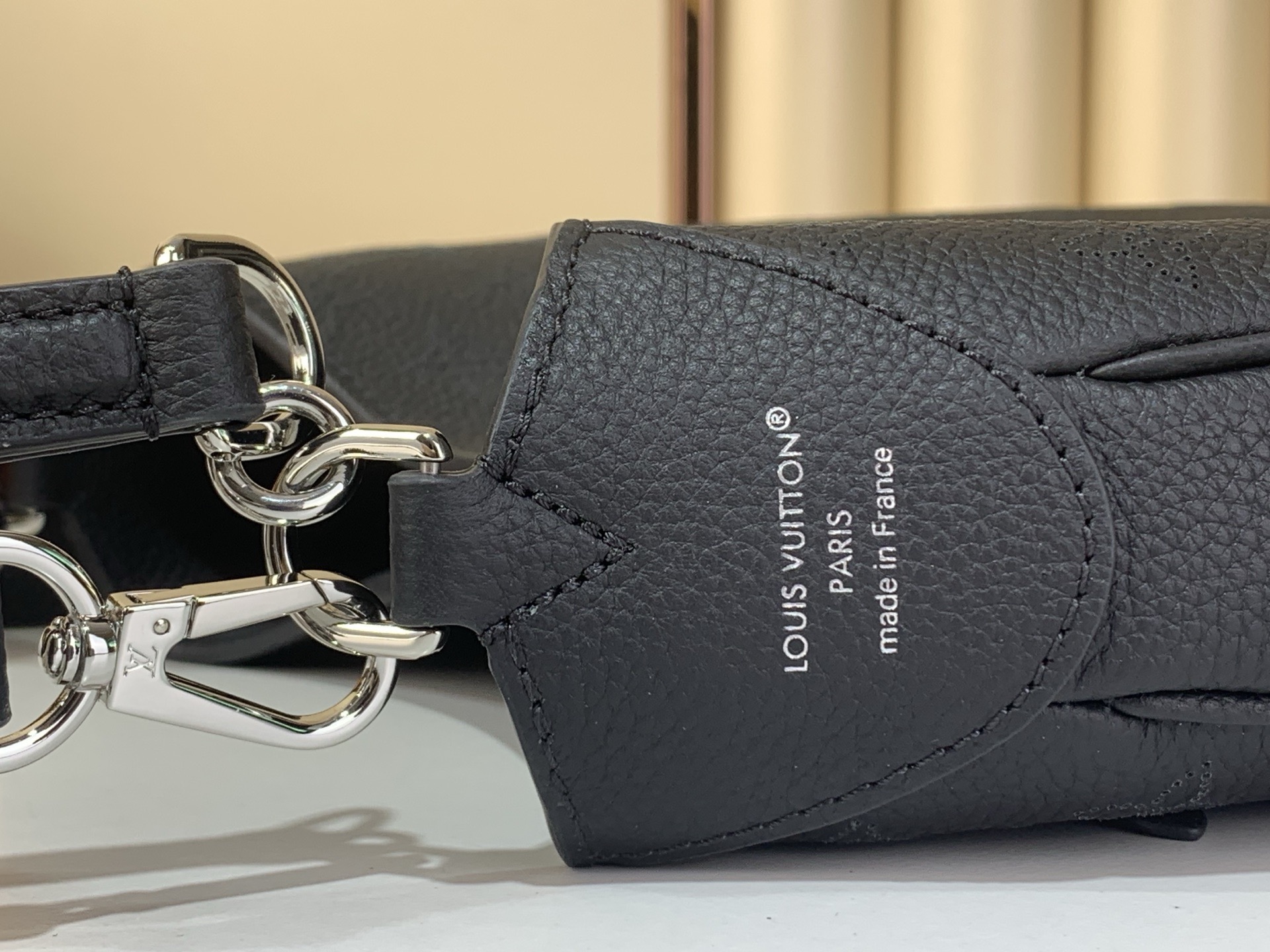 LV Style Black Leather Top Handle Bag style reference detail image 6 from source 770274