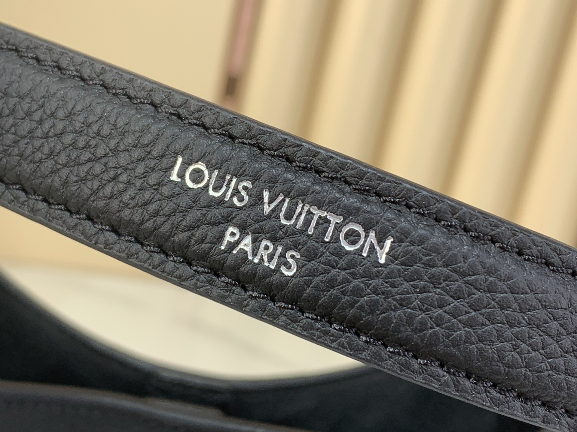 LV Style Black Leather Top Handle Bag style reference detail image 7 from source 770274