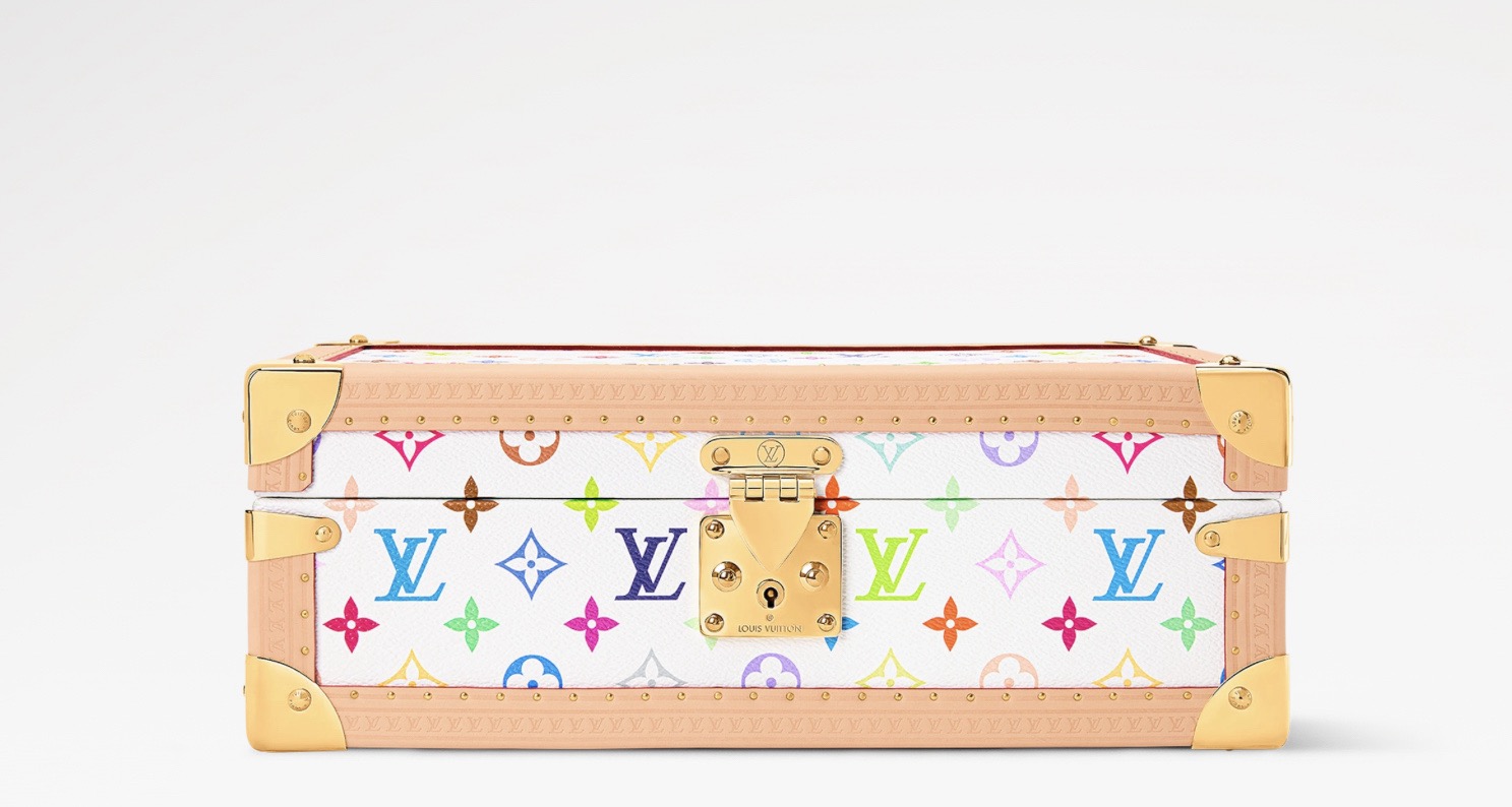 NO:762925,Top Original [Seedy 9 Bandoulière 30 Handbag] m13904 Black Made of ultra-soft calfskin with Monogram print, the Seedy 9 Bandoulière 30 bag is perfectly compact yet roomy enough to hold daily essentials. Meticulous details, such as the traditional side locks or the premium lambskin lining, are a testament to the exquisite craftsmanship of this bag. In addition to the top handle, there is also a removable strap.  Dimensions 22x14x17.5 cm Dimensions 25 x 15 x 15 cm Dimensions 32 x 22.5 x 18 cm 019110 Dimensions 40 x 26 x 23 cm 019120,,cowhide,sheepskin19860909顶级原单【Seedy 9 Bandoulière 30 手袋】m13904 黑色 Seedy 9 Bandoulière 30包由超柔软的小牛皮制成,带有Monogram印花,尺寸完美紧凑但足够宽敞,可以装下日常必需品.细致的细节,如传统侧锁或优质小羊皮衬里,证明了这款包的精湛工艺.除了顶部手柄外,还有一条可拆卸的带子. 尺寸22x14x17.5厘米 尺寸25 x 15 x 15 厘米 尺寸32 x 22.5 x 18厘米 019110 尺寸40 x 26 x 23 厘米 019120,,cowhide,sheepskin,Bag