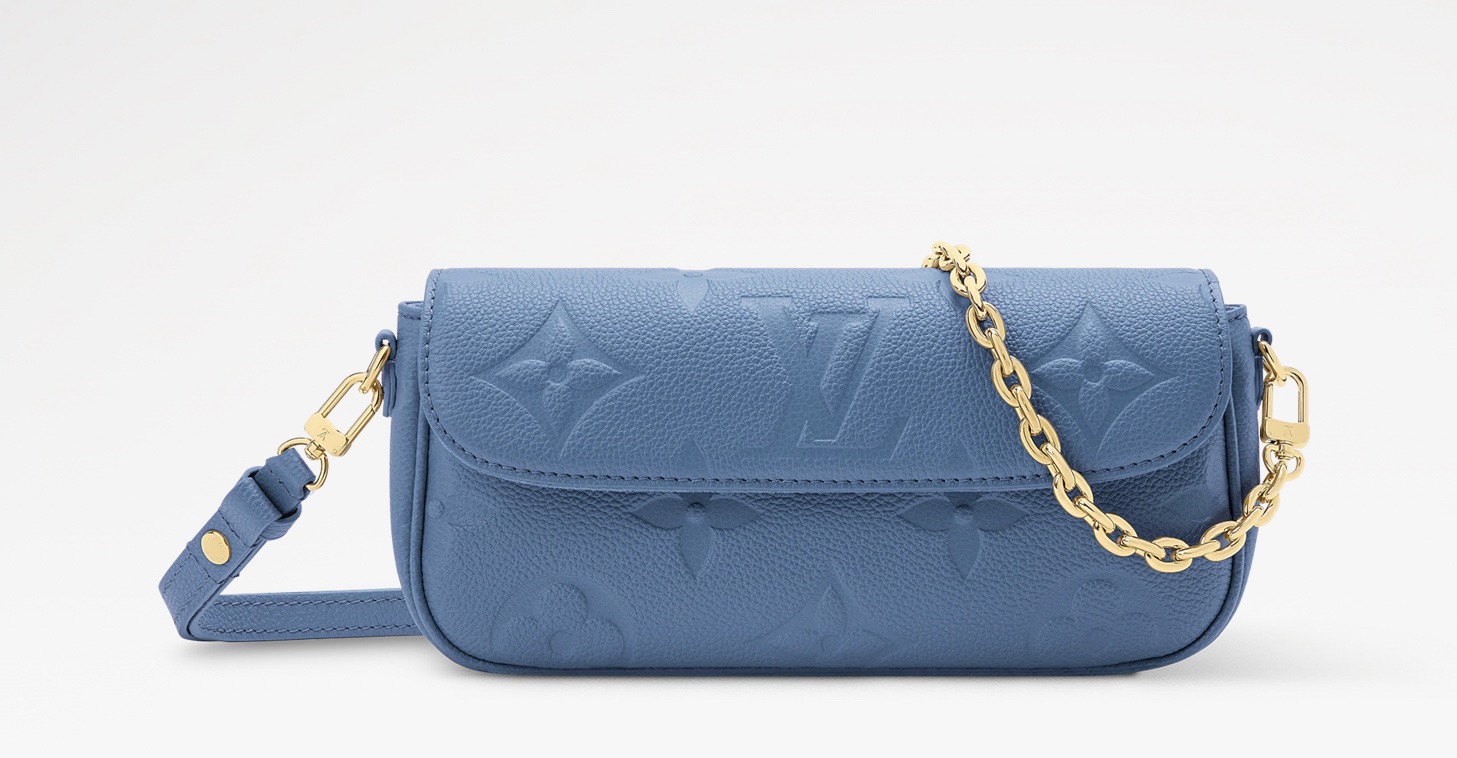 NO:766805,Top original order [WALLET ON CHAIN IVY handbag] m27755 haze blue (embossed) This Wallet On Chain Ivy handbag is from the Monogram Emreinte sn series. It is rendered in a modern new color of fine cow leather. It is equipped with a detachable metal chain, compartments, pockets and card compartments, which can properly store daily needs. Dimensions 23.5 x 12 x 4.3 cm 5816075 (length x height x  wide),,cowhide19860909顶级原单【WALLET ON CHAIN IVY 手袋】 m27755 雾霾蓝（压花） 本款 Wallet On Chain Ivy 手袋出自 Monogram Emreinte sn系列,为细腻牛皮革渲染摩登新色,搭配可拆卸金属链条、隔层、口袋和卡片夹层,可妥善收纳日常所需. 尺寸23.5 x 12 x 4.3 厘米 5816075 (长度 x 高 x 宽),,cowhide,Bag