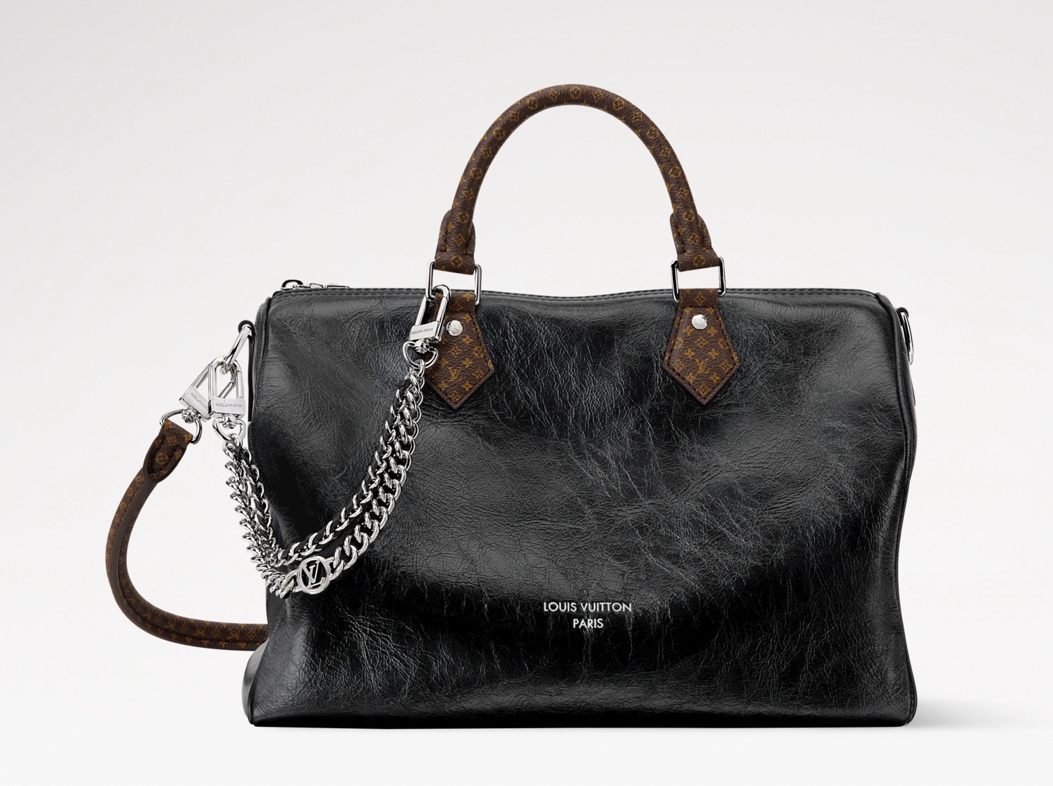 NO:763058,Top original order [SEEDY SOFT 30 handbag] m29419 black/oiled wax leather. This Seedy Soft 30 handbag is light in texture and interprets the classic design in a cool rock style to create a fashionable and eye-catching personality. It is made of glossy pleated leather and is trimmed with mini Monogram sj pattern canvas. It is specially designed for urban life and has various carrying methods. It is embellished with a unique chain LV Circle  Logo, adding sophisticated style. Plenty of space to accommodate laptops and other daily needs. Dimensions 30 x 21 x 17 cm 6318073.. (Length x Height x Width),,louis vuitton19860909顶级原单【SEEDY SOFT 30 手袋】m29419 黑色/油蜡皮 本款 Seedy Soft 30 手袋质感轻盈,以潮酷摇滚风格演绎经典设计,打造时尚瞩目的个性之作.采用光泽感褶皱皮革精制,搭配迷你 Monogram sj图案帆布饰边.专为都市生活而设计,背携方式多样,独具一格的链条点缀 LV Circle 标识,平添考究格调.充裕空间可容纳笔记本电脑等日常所需. 尺寸30 x 21 x 17 厘米6318073.. (长度 x 高 x 宽),,louis vuitton,Bag