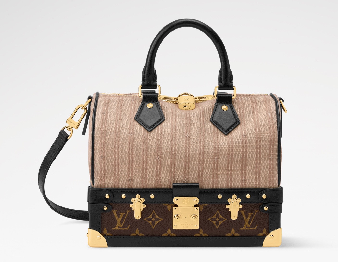 NO:812424,Top original order [SEEDY BANDOULIRE 22 handbag] m28761 presbyopic/striped Seedy Bandouliére 22 handbag is from the Out Of The Trunk st series. It is made of Monogram canvas against striped fabric and cow leather trim, which pays tribute to the brand's archival luggage structure in the past. The retro design is equipped with metal parts such as padlocks, corners and S-lock locks. Size 24 x 22 x 12 cm  981991050 (length x height x width),,cowhide19860909顶级原单【SEEDY BANDOULIRE 22 手袋】 m28761 老花/条纹 Seedy Bandouliére 22 手袋出自 Out Of The Trunk st系列,以 Monogram 帆布映衬条纹织物和牛皮革饰边,瞩目致敬品牌往昔年代的典藏行李箱构型.复古设计搭配挂锁、包角和 S-lock 锁扣等金属件. 尺寸24 x 22 x 12 厘米 981991050 (长度 x 高 x 宽),,cowhide,Bag