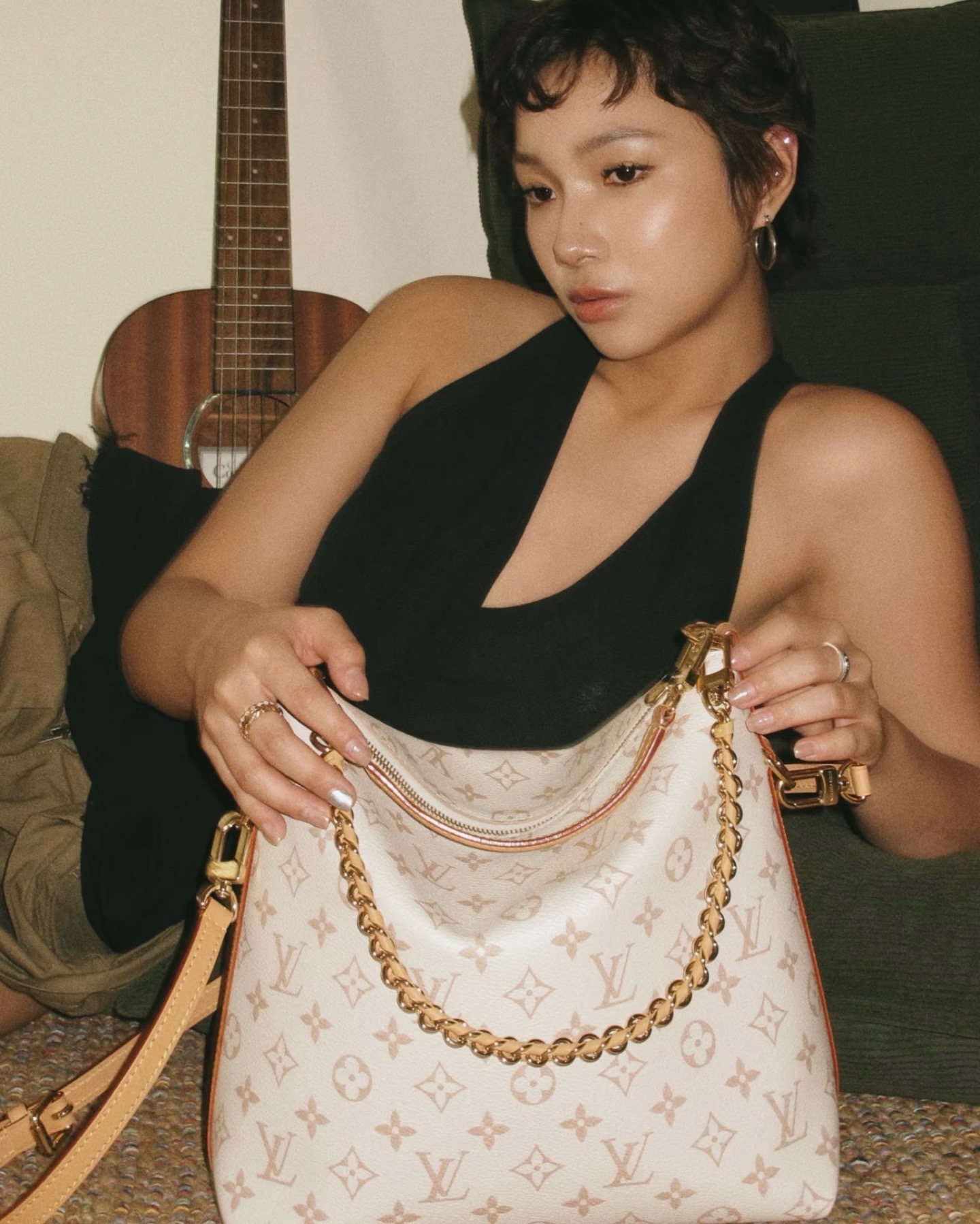 NO:851982,【Sac Multipass】 M2A White Flower Model Picture,19860909【Sac Multipass】 M2A 白花 模特图,,Bag