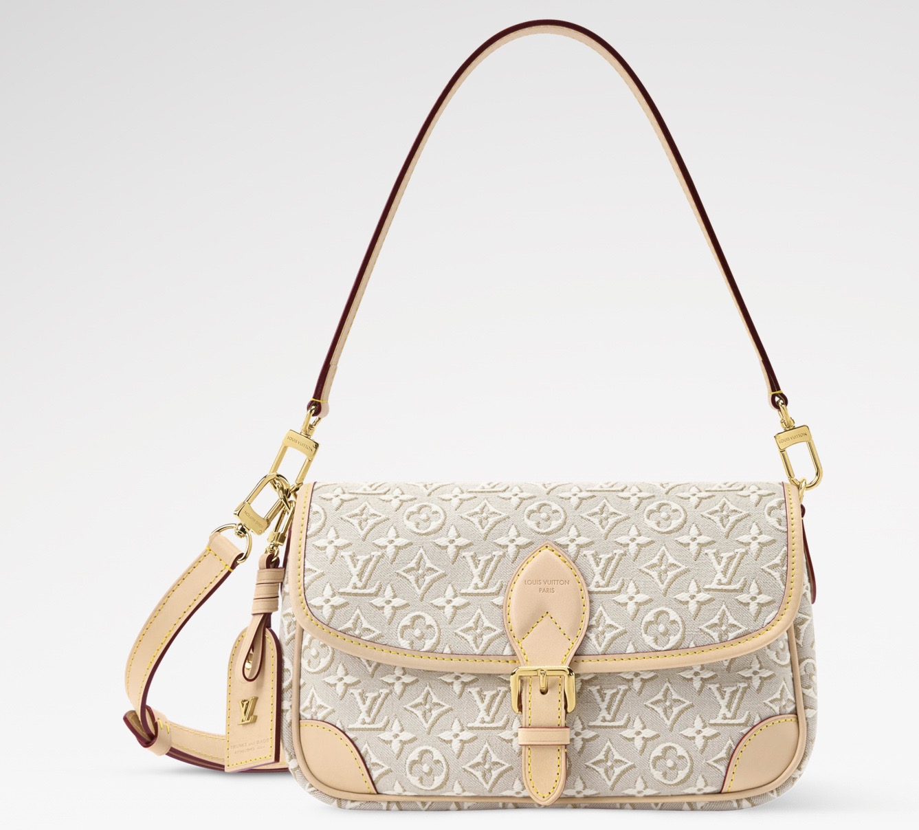 NO:894225,Top original item [DIANE small handbag] m29795 white/jacquard Diane gx handbag is a new version, using exquisite jacquard canvas to present a delicate texture like embroidery. The Monogram Emblème logo is laid on it, leather trim and exclusive LV address plate complete the whole. The cotton lining is embellished with the limited Louis Vuitton label, the zipper patch pocket is convenient for proper storage of small items, and the adjustable shoulder strap allows for cross-body carrying. Size 24  x 15 x 9 cm 5618085 (length x height x width),,louis vuitton,louis vuitton19860909顶级原单【DIANE 小号手袋】 m29795 白色/提花 Diane gx手袋演绎崭新版本,以精致提花帆布呈现刺绣般细腻质感.Monogram Emblème 标识铺陈其上,皮革饰边与专属 LV 地址牌完善整体.棉质内衬点缀限定路易威登标签,拉链贴袋便于妥善收纳小件物品,可调节肩带实现斜挎背携方式. 尺寸24 x 15 x 9 厘米 5618085 (长度 x 高 x 宽),,louis vuitton,louis vuitton,Bag