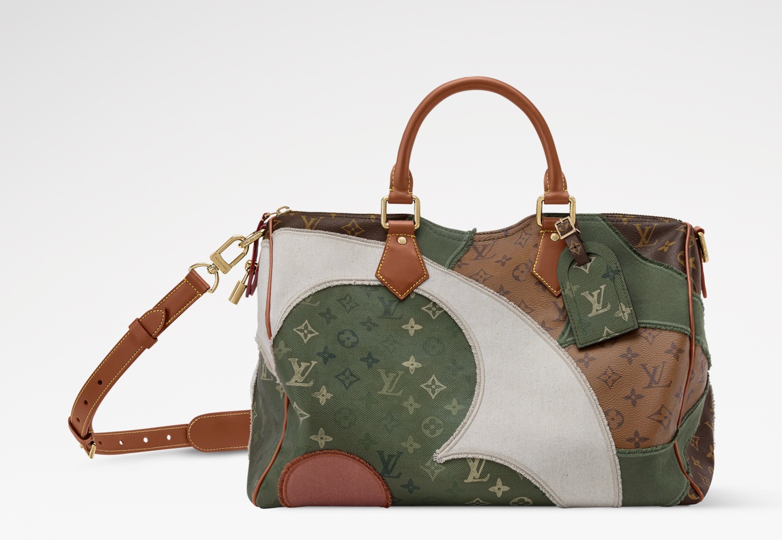 NO:919680,Top original item [SEEDY BANDOULIRE 40 Handbag] M29308 Color Blocking/Flower This Seedy Bandoulière 40 handbag uses creative collage to present the classic Monogram ks pattern. Each patch is hand-cut and finely embroidered, with unique raw edges on the edges, and then hand-stitched in sequence to create an ingenious work of art. Each finished piece requires 15  Hours of meticulous work required to complete. Dimensions 40 x 26 x 23 cm 8519095 (Length x Height x Width),19860909顶级原单【SEEDY BANDOULIRE 40 手袋】 M29308 拼色/花卉 本款 Seedy Bandoulière 40 手袋以创意拼贴焕然呈现经典 Monogram ks图案.每块饰片经过手工裁剪和精细刺绣,特意在边缘处呈现别致毛边,再由手工依次拼接,成就匠心独运的艺术作品.每件成品需 15 小时的精工细作方可完成. 尺寸40 x 26 x 23 厘米 8519095 (长度 x 高 x 宽),,Bag