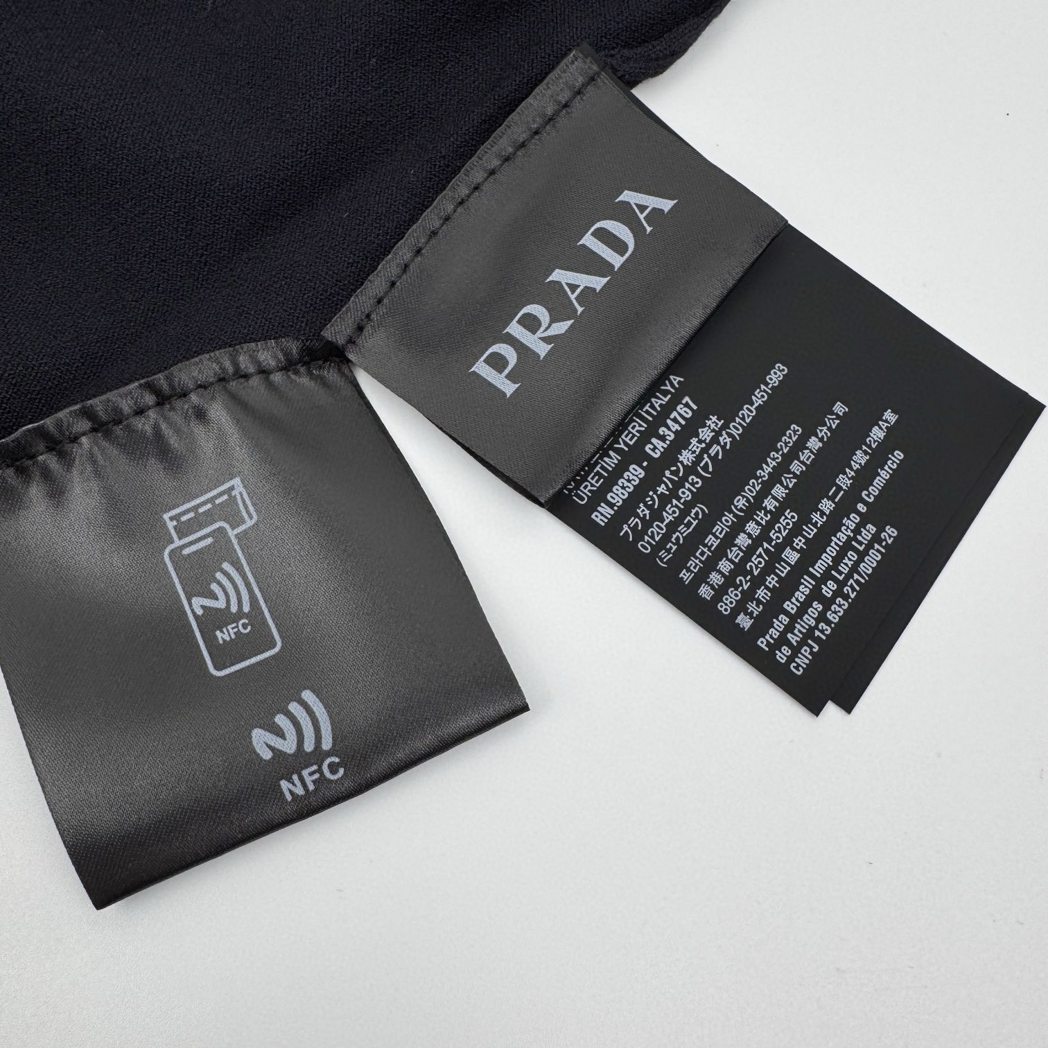 Prada Pra 徽标刺绣半拉链Polo衫藏青