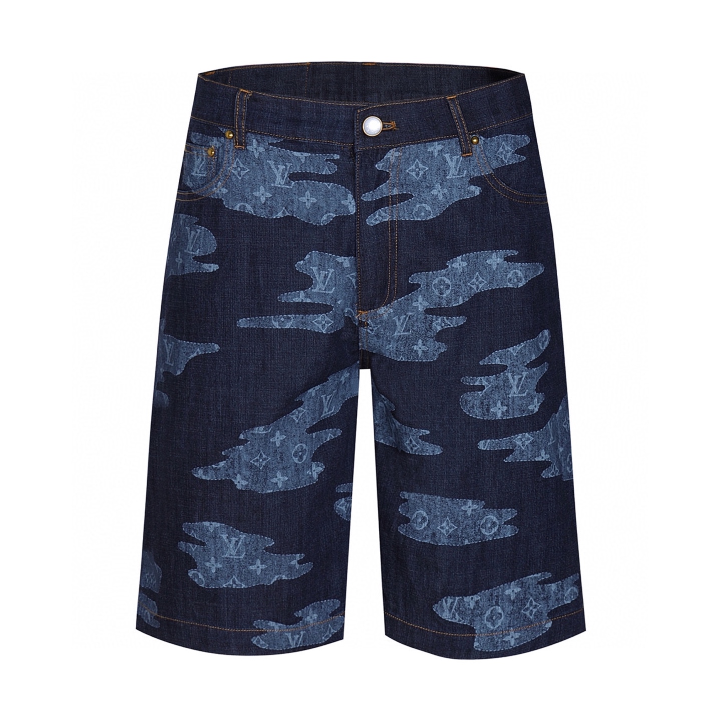 NO:936741,[Exclusive supply] 1v x Nigo cloud embroidered chambray shorts. The original purchase was RMB 12,000 and developed. The fabric is made of lyocell fiber denim. This chambray focuses on the Monogram ouds print of the 2025 autumn and winter series, making the dreamy clouds full of Monogram elements and using a patchwork effect to create a light and floating look. The nubuck Der label on the rear adds brand touches, which can be matched with the same style to interpret a fresh summer style.  Size:S/M/L/XL,,shorts,19860909【独家供应】 1v x Nigo 云朵刺绣青年布短裤 原版12,000购入开发,面料采用莱赛尔纤维牛仔布, 本款青年布聚焦 2025 秋冬系列的 Monogram ouds 印花,令梦幻云絮满载 Monogram 元素,以拼缝效果营造轻盈漂浮的观感.后部正绒面革 Der 标签再添品牌笔触,可搭配同款演绎清新夏日风尚. Size:S/M/L/XL,,shorts,,Men's clothing