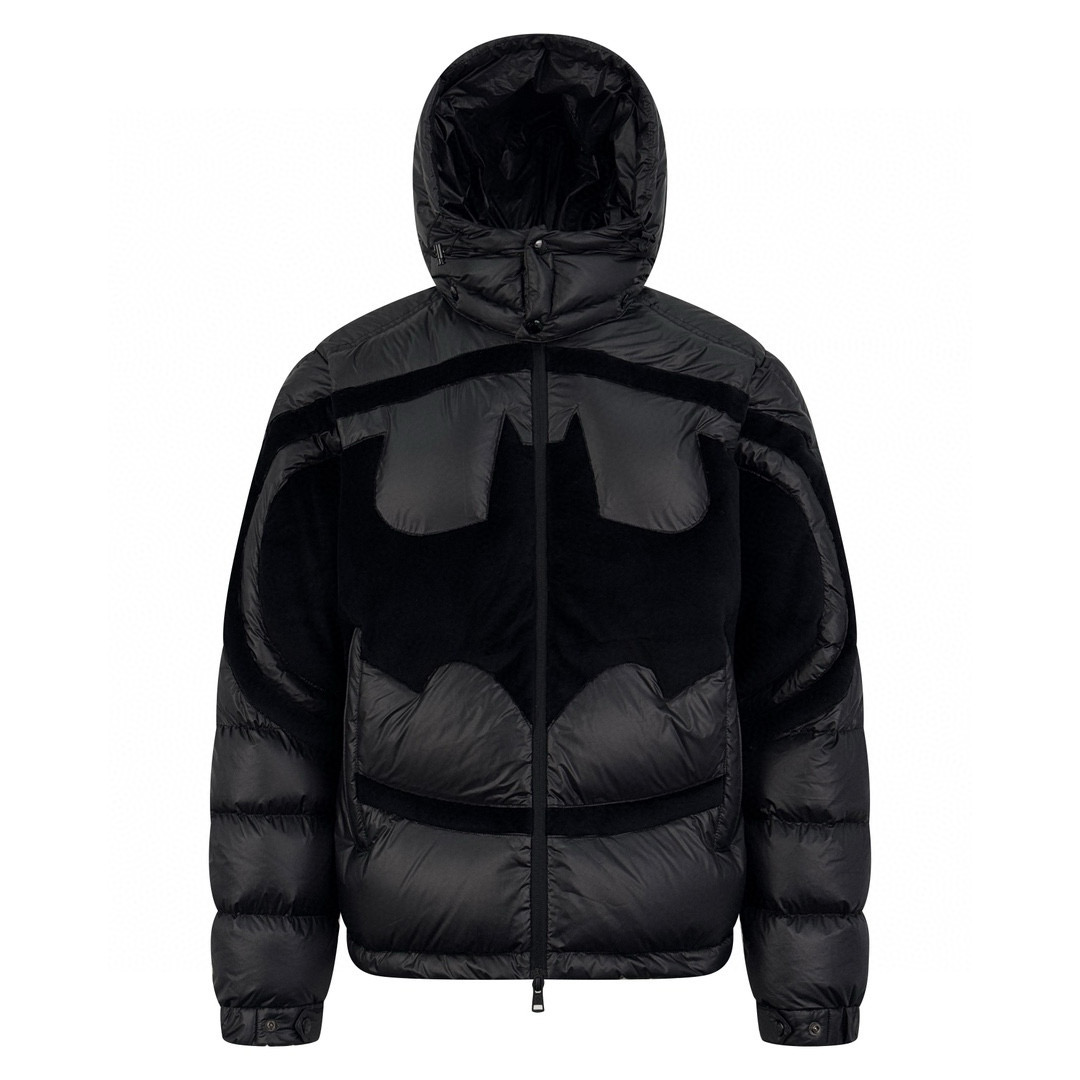 【Suministro exclusivo】 Moncler chaqueta de plumas negra murciélago. Original comprado por 23,300 para desarrollo. La te…