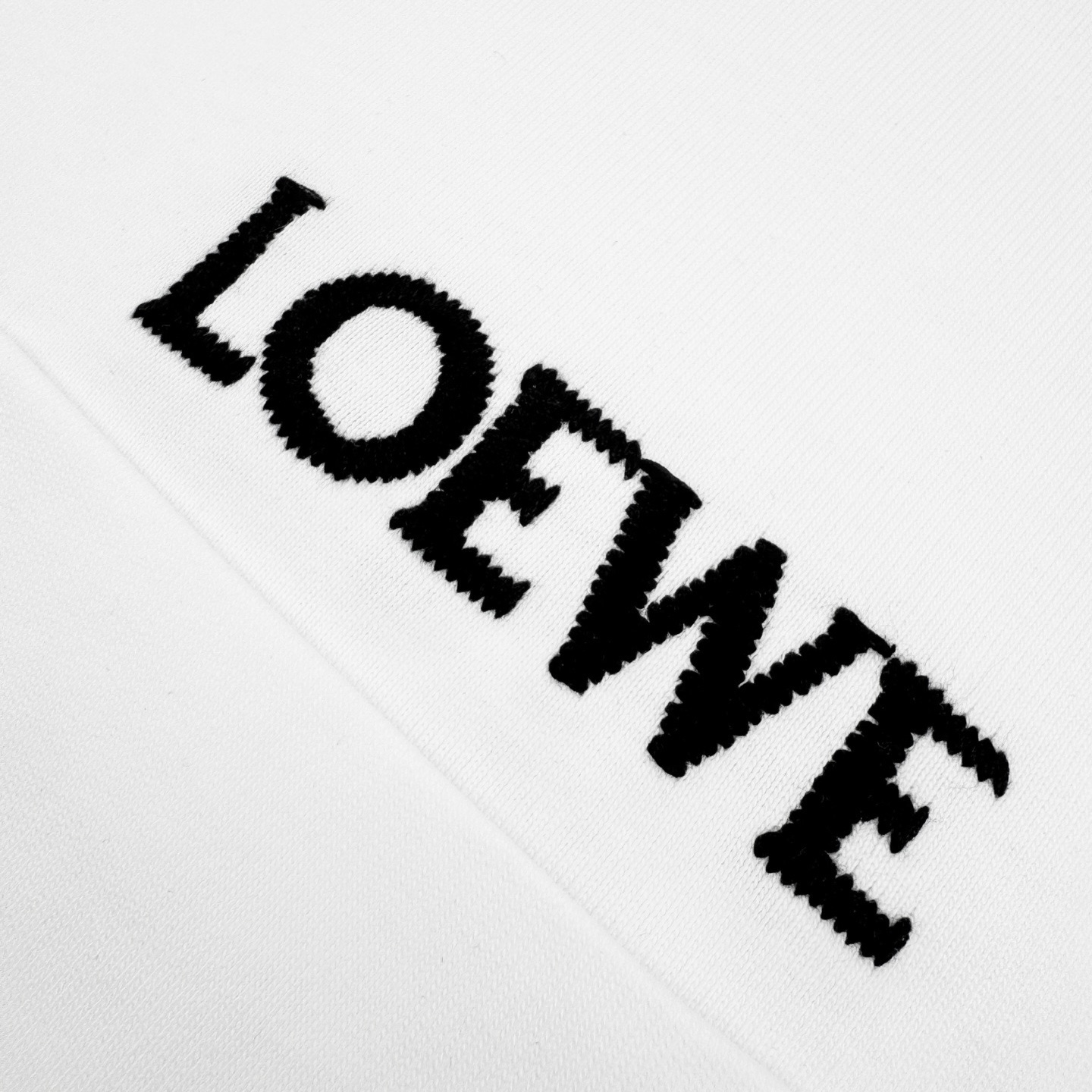 Loewe Loewe 26SS 口袋字母刺绣短袖白色