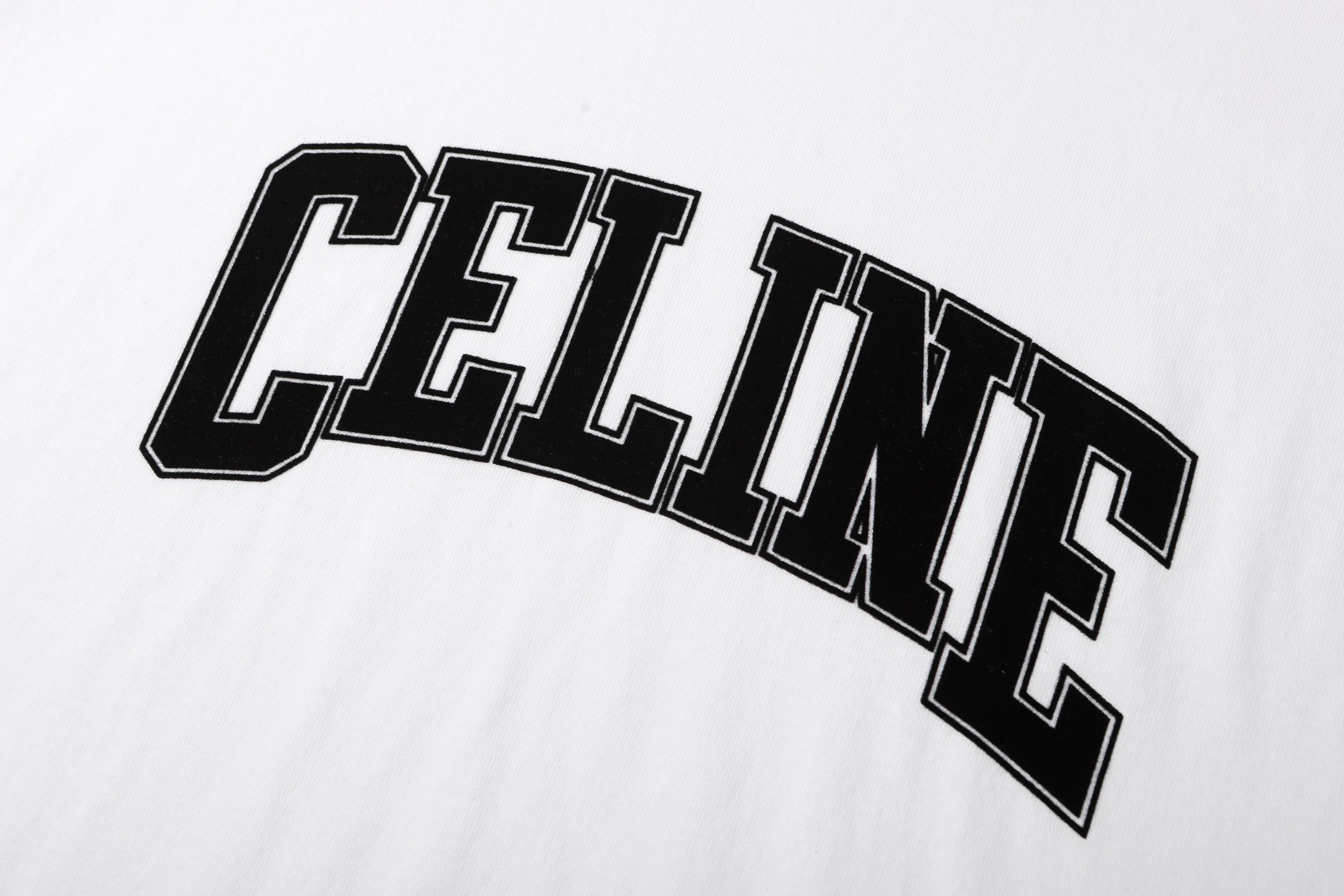 Celine Celine 25FW 植绒印花字母短袖