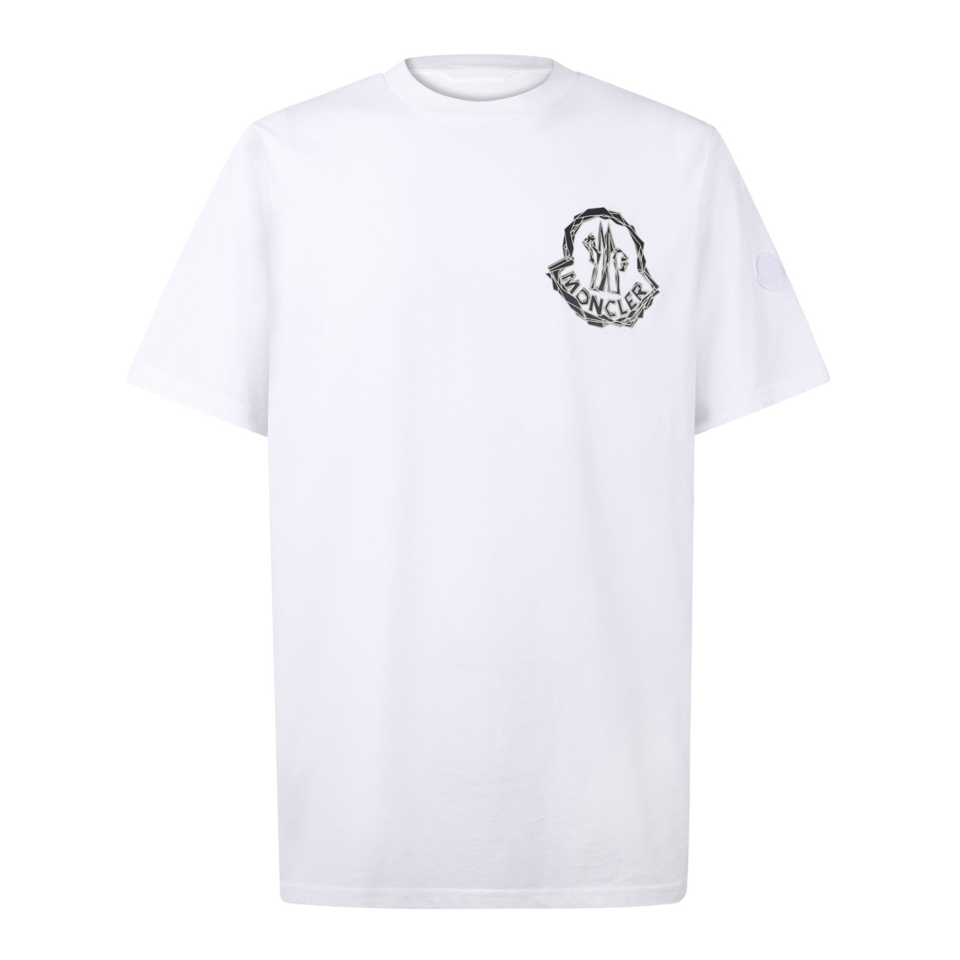 P115 Moncler 蒙口胸章印花短袖（白色） 原版2,599购入开发，面料采用100%高支精梳棉面料，经氨预缩与丝光处理，触感柔软顺滑，透气吸汗且抗皱性优异，色牢度达4级以上，久洗不易发黄变形。领口采用高弹力罗纹搭配三本针包边工艺，…