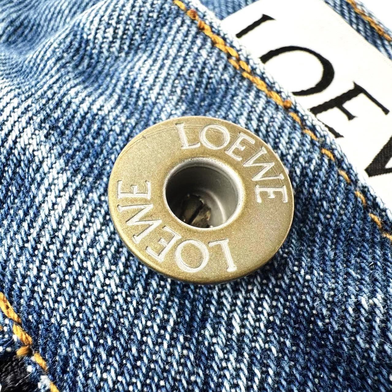 Loewe Loewe Anagram 镂空绣花牛仔短裤
