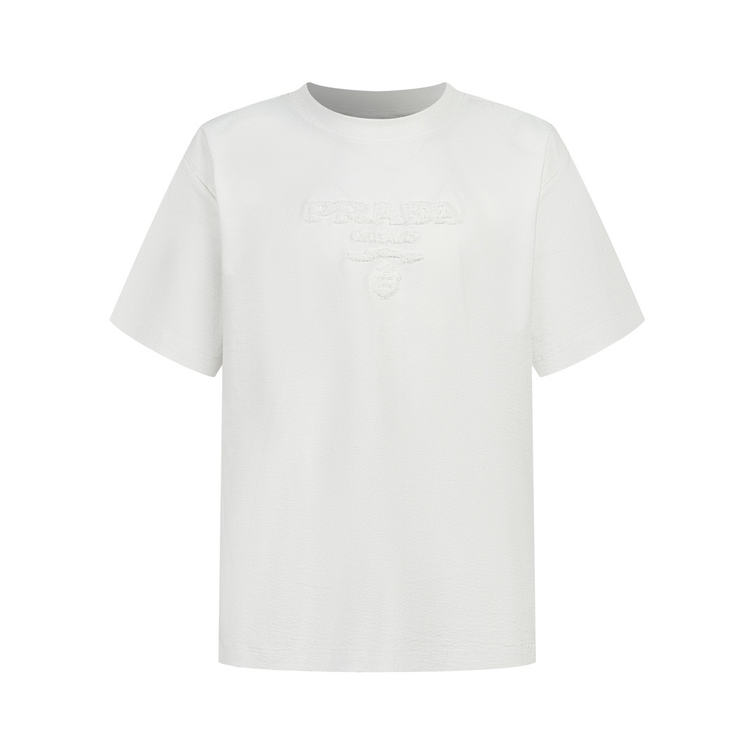 Toalla de manga corta bordada con logo P125 Pra (blanco) La tela está hecha de satén denso de doble tejido personalizad…