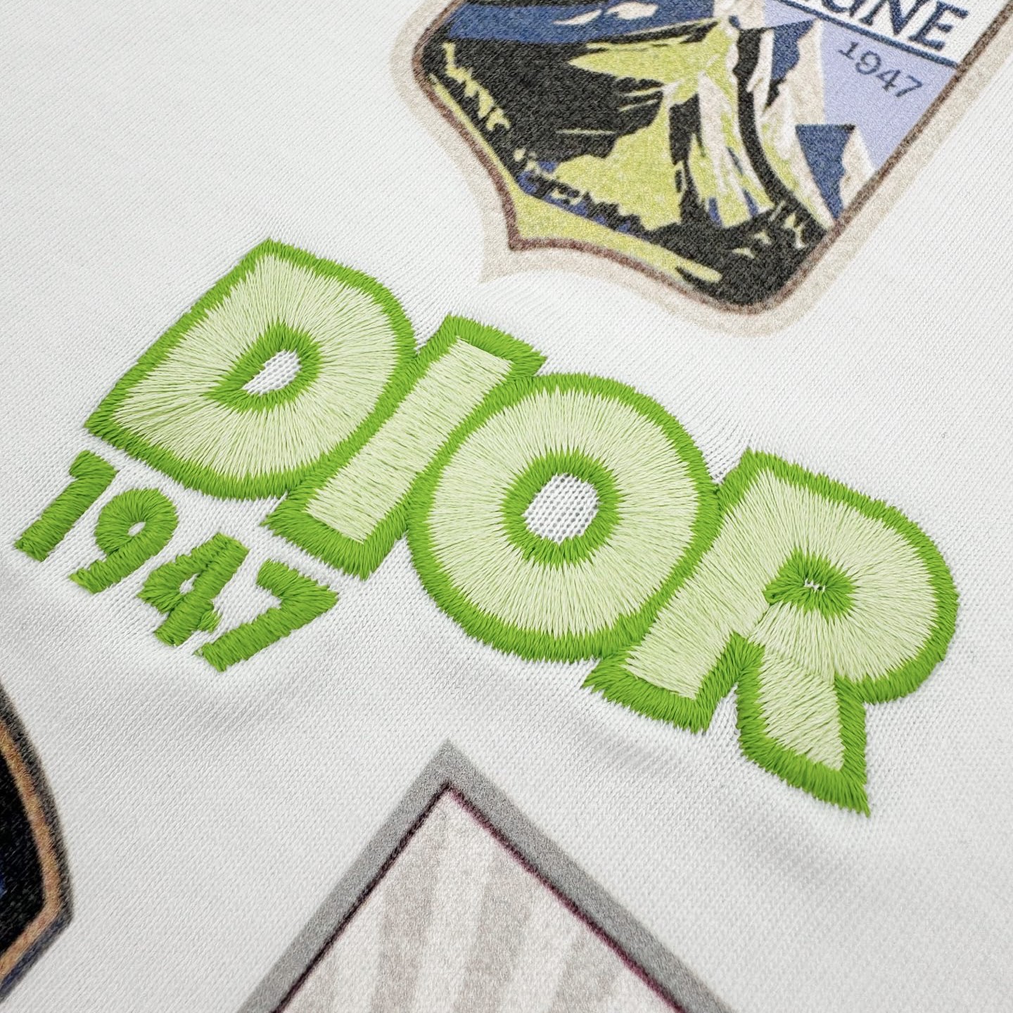 Dior CD Mountain 高山盾牌印刺短袖白色