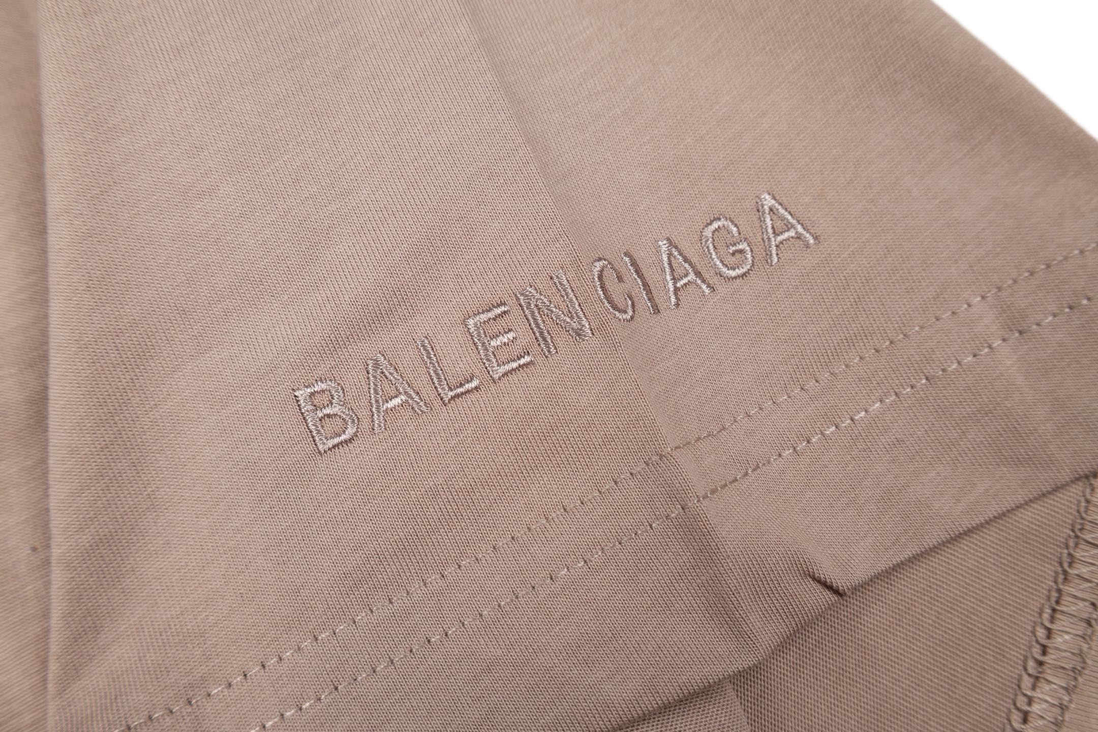Balenciaga BLCG 26SS 520限定标签印花短袖茶粉色