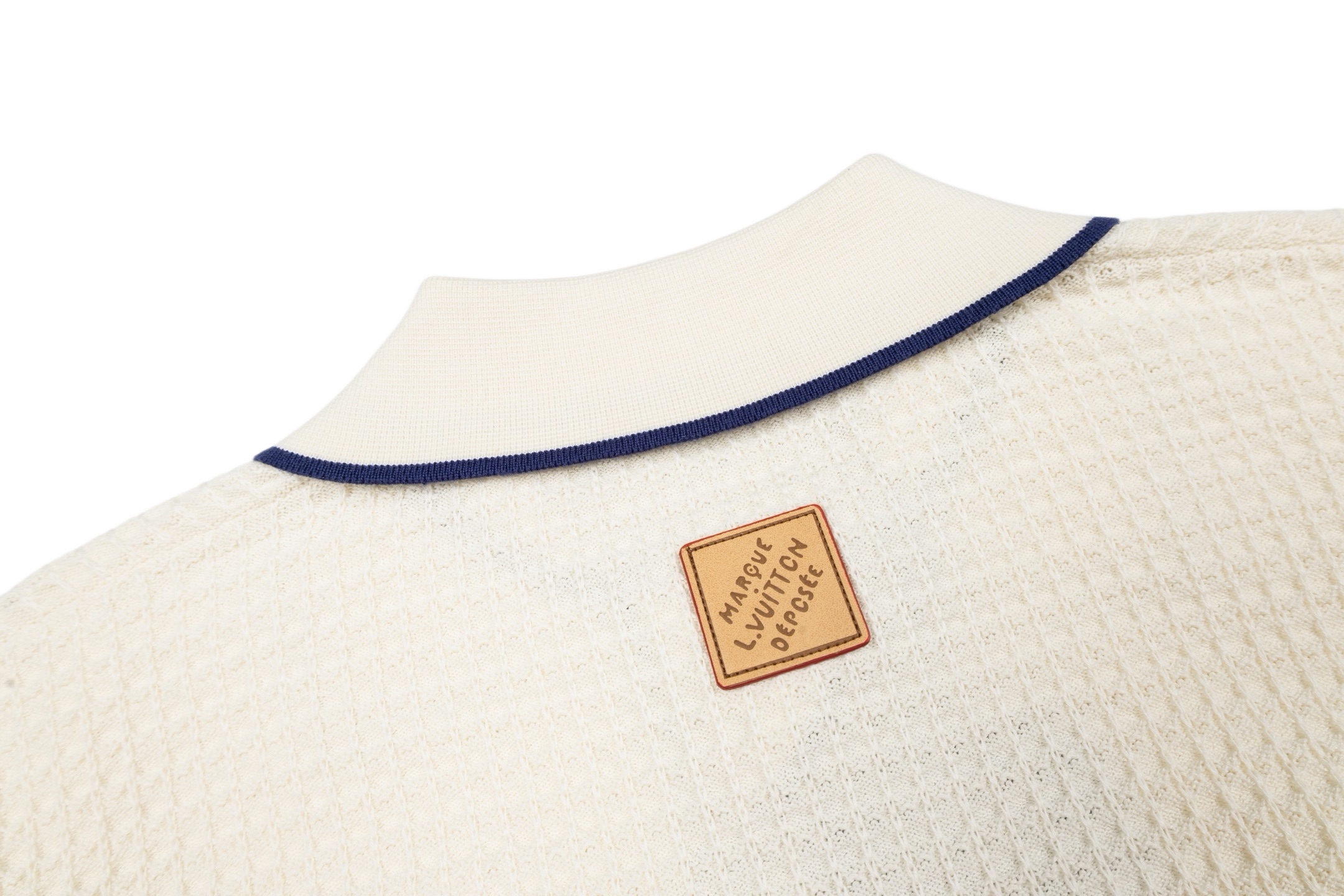 Louis Vuitton 1v 26SS 华夫格撞色口袋字母刺绣短袖衬衫