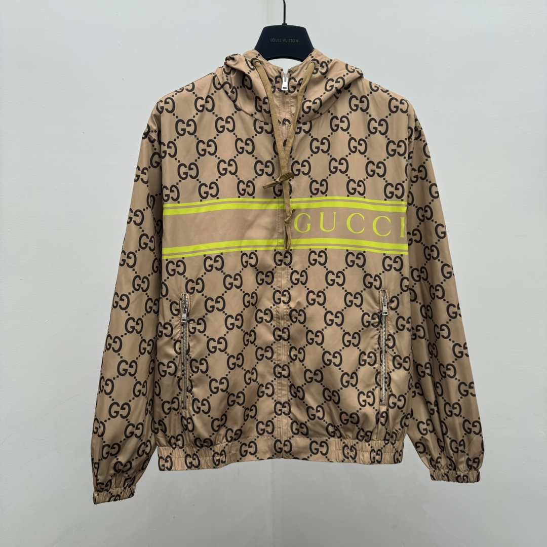 Gucci Ropa Abrigos y chaquetas Beige Verde Rojo Impresión Tela de malla Nylon Colección otoño Blusa con capucha