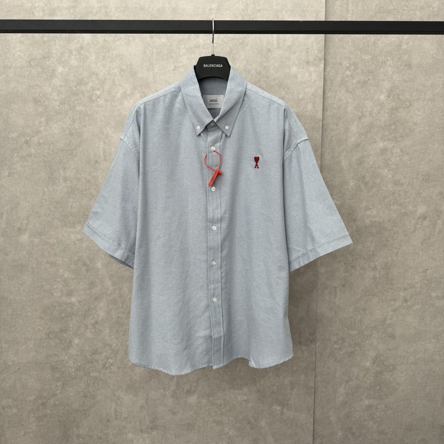 Luxurious Ami Paris Box Shirt: Customized Elegance and Quality Embroidery, Lasting Beauty. - 图片 1