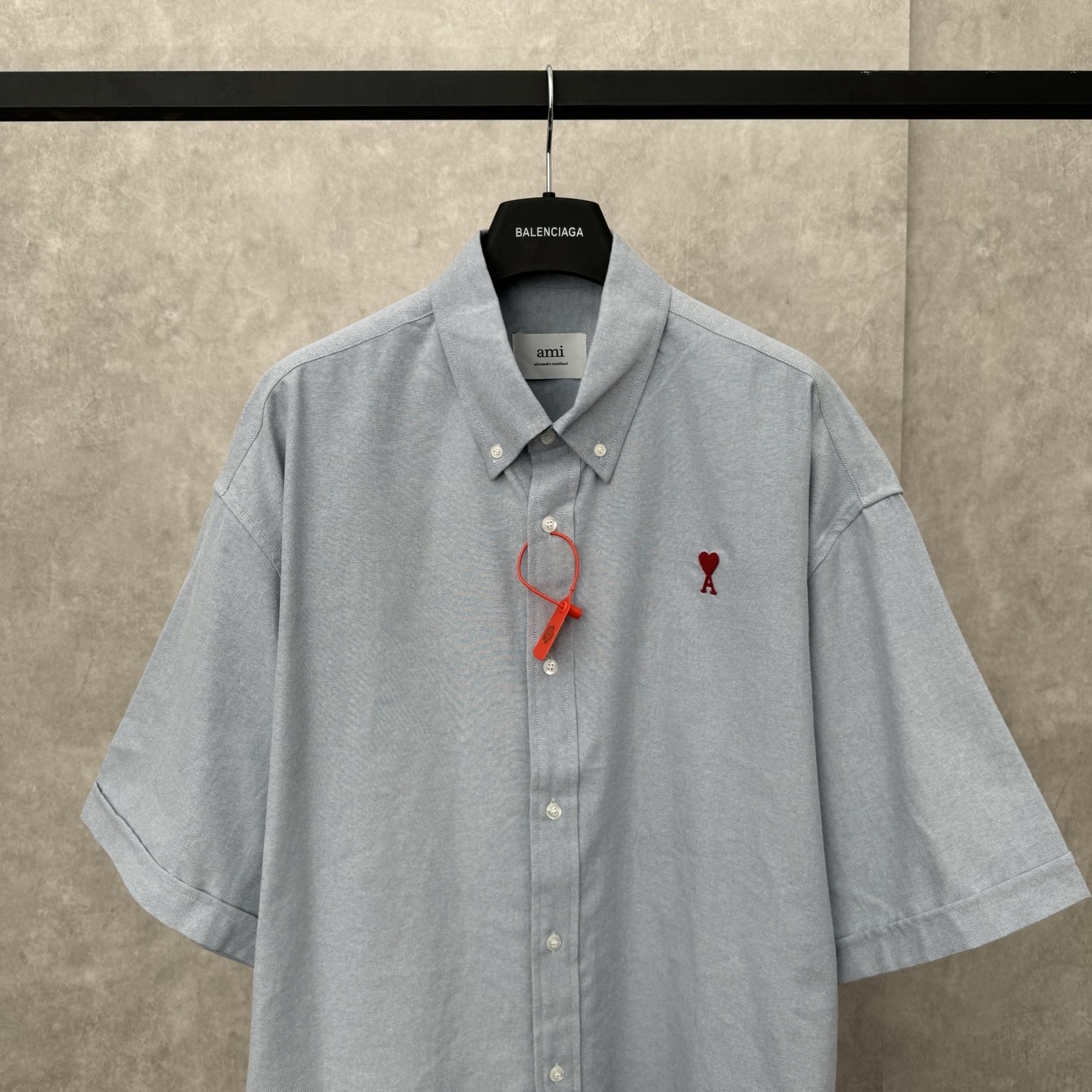 Luxurious Ami Paris Box Shirt: Customized Elegance and Quality Embroidery, Lasting Beauty. - 图片 3