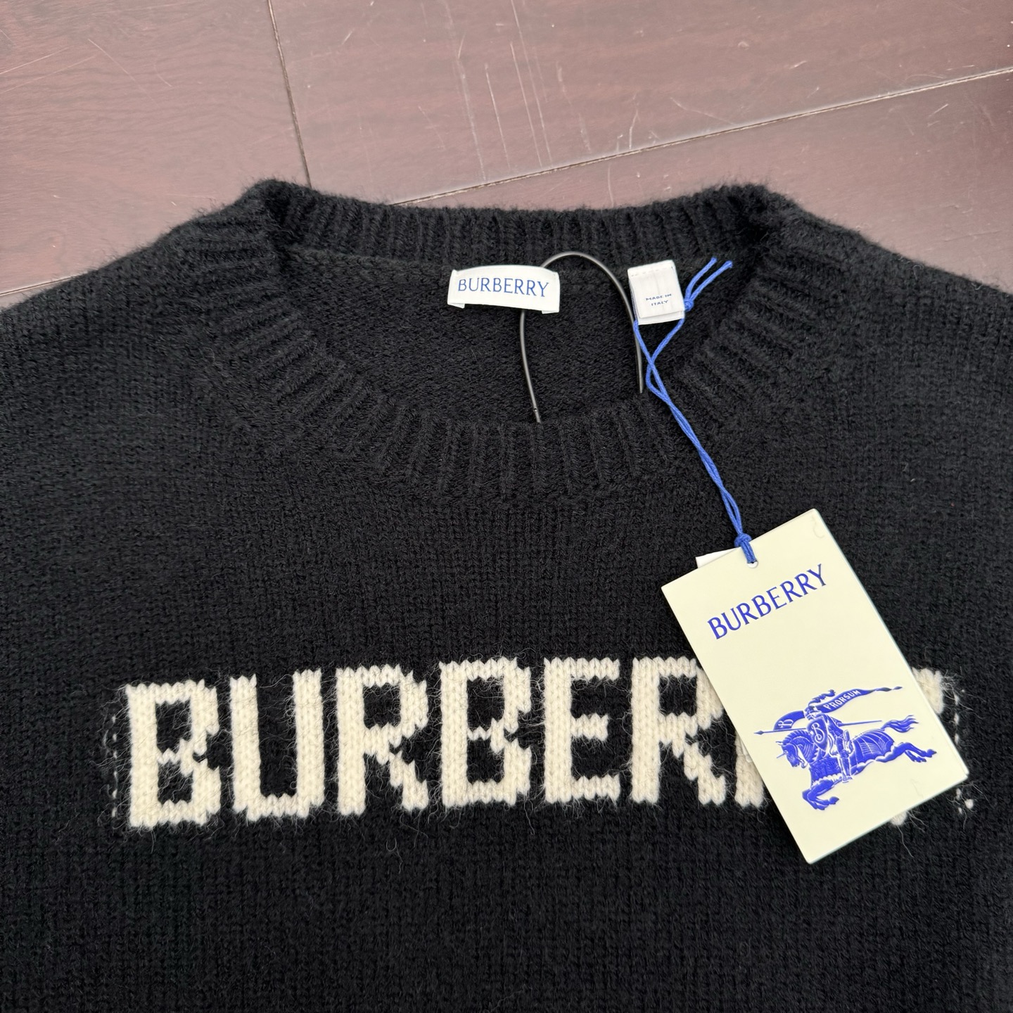 Burberry Babboli Wool Knitted Shirt: High-Quality Fabric, Italian Craftsmanship, Size S/M/L/XL - 图片 5