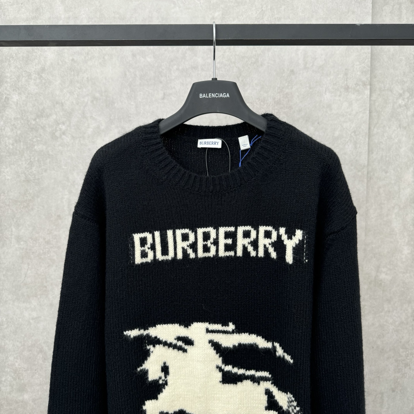 Burberry Babboli Wool Knitted Shirt: High-Quality Fabric, Italian Craftsmanship, Size S/M/L/XL - 图片 3