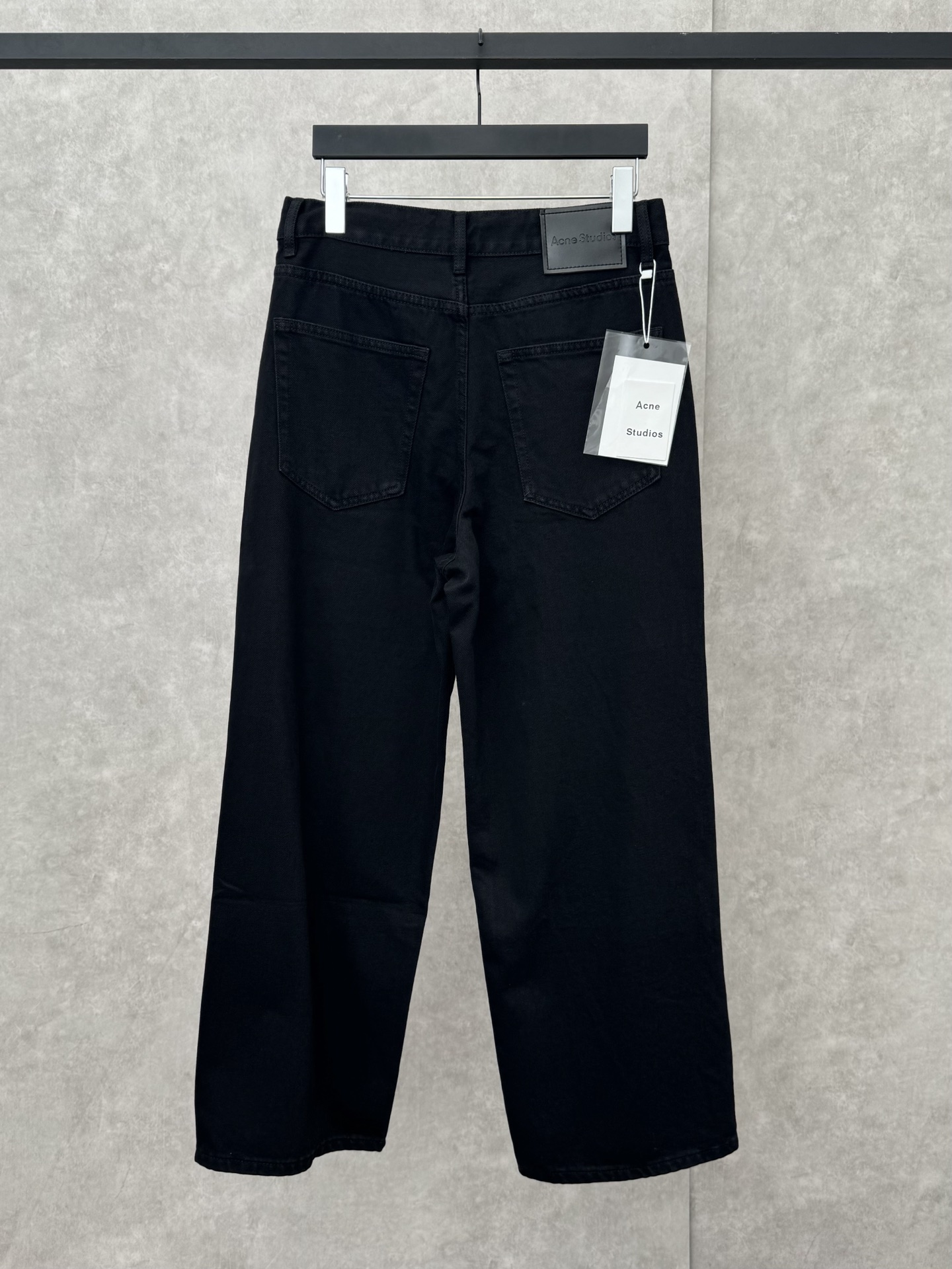 ACNE 25SS Customized Jeans: Fabric, Hardware, and Aesthetics for Retro-Modern Style - 图片 2