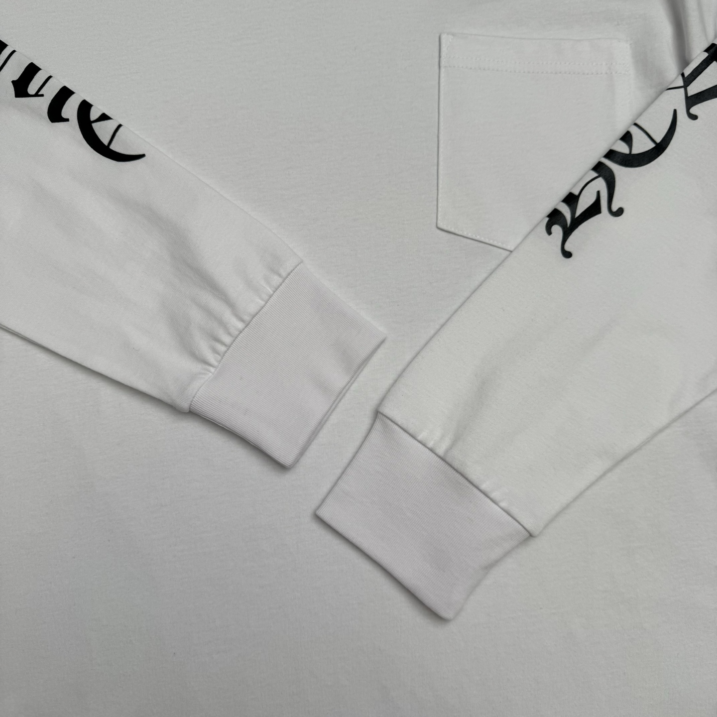 Chrome Hearts CH 克罗心梵文领口长袖